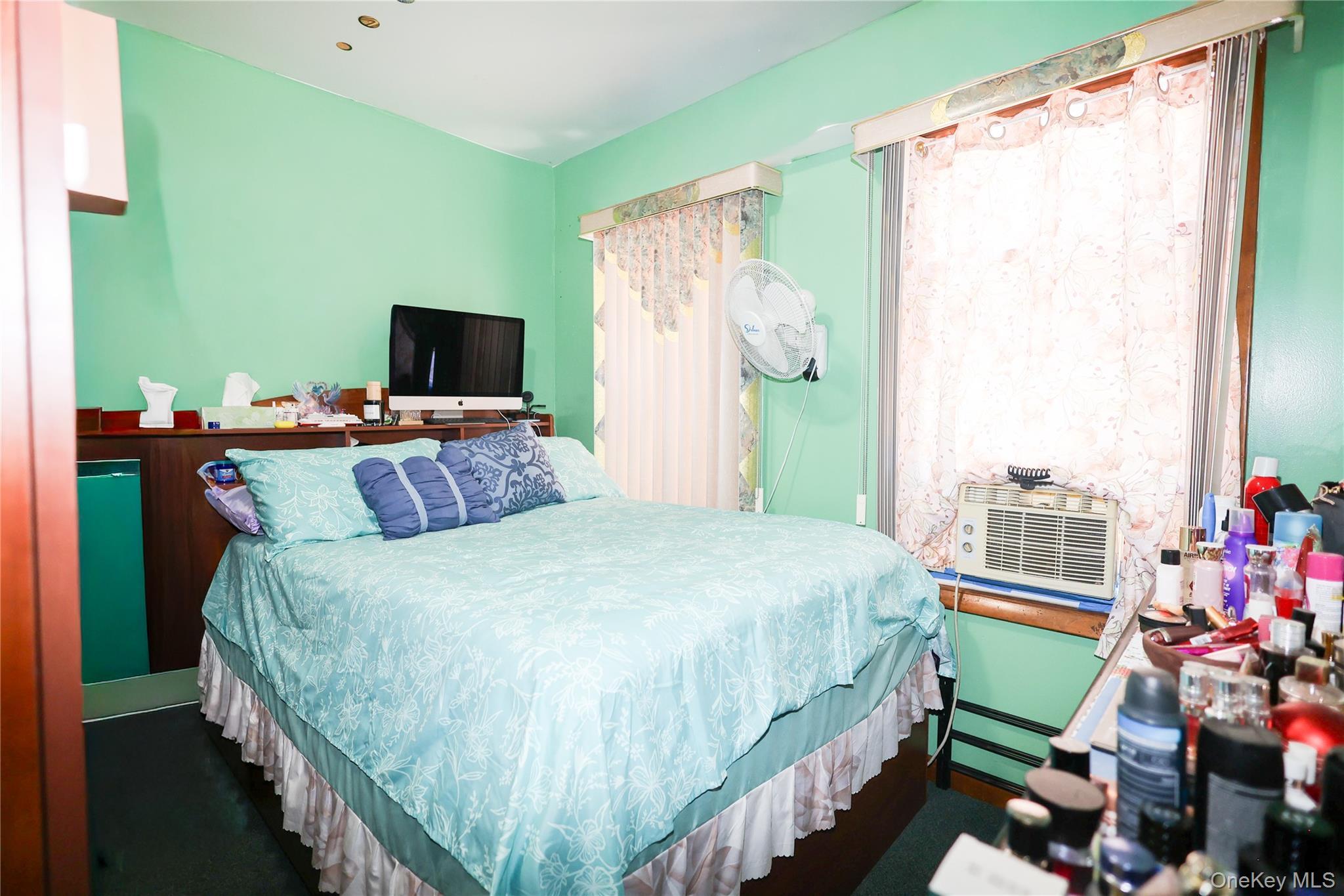 Single Family 97th Avenue Queens, NY 11419, MLS-1037237-8