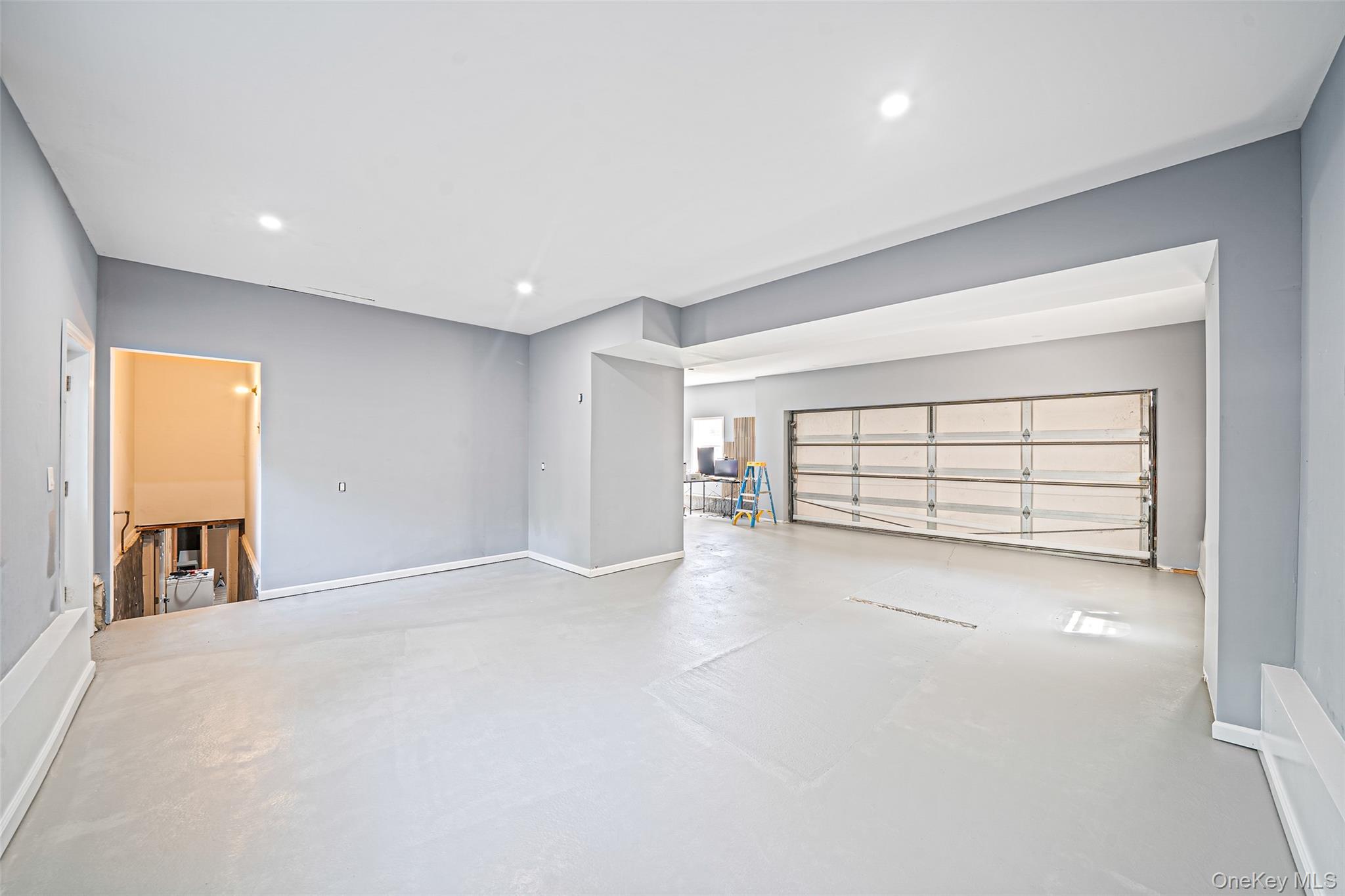 Single Family Sinclair Street Suffolk County, NY 11950, MLS-1037238-17