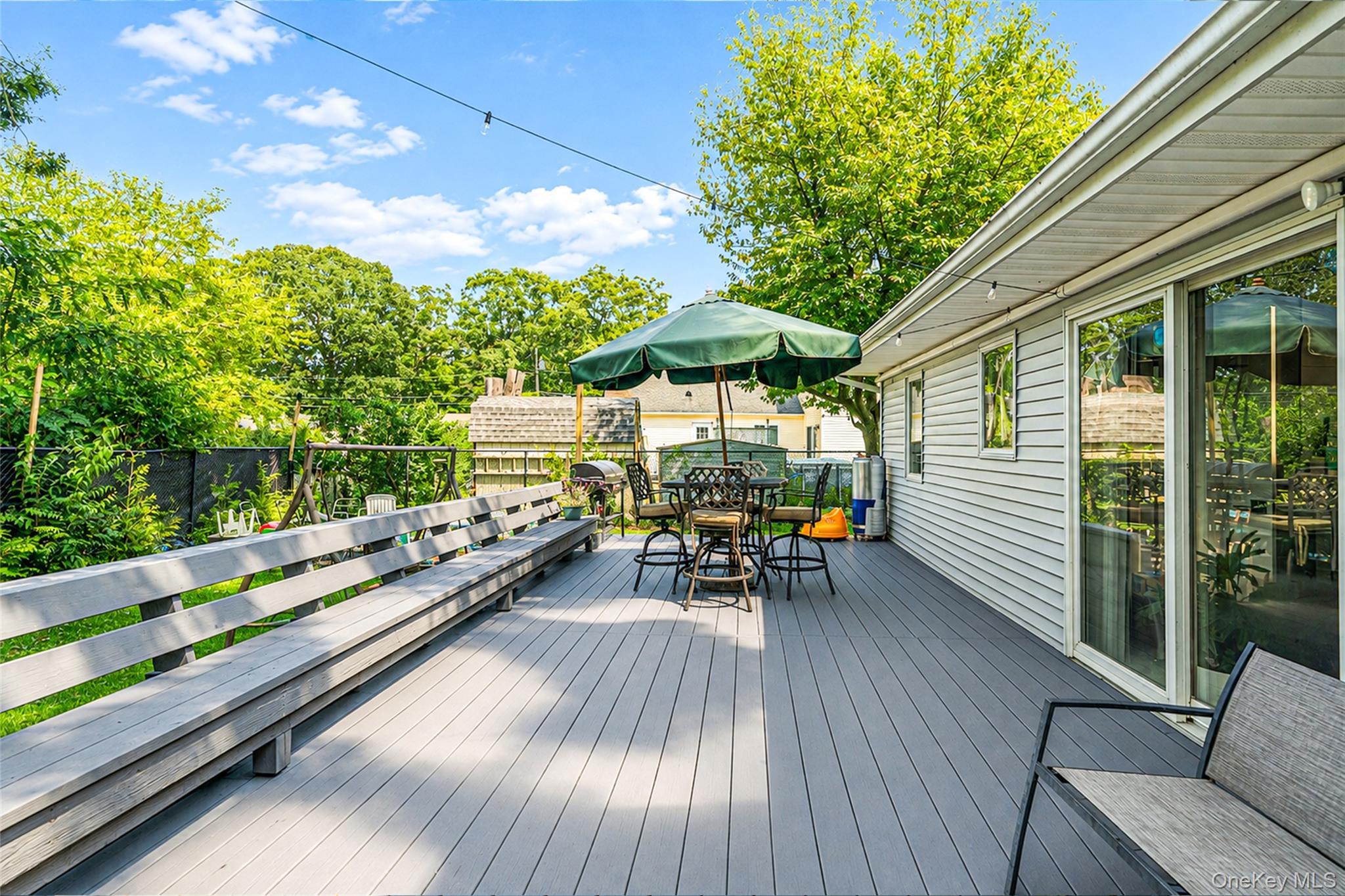 Single Family Sinclair Street Suffolk County, NY 11950, MLS-1037238-23