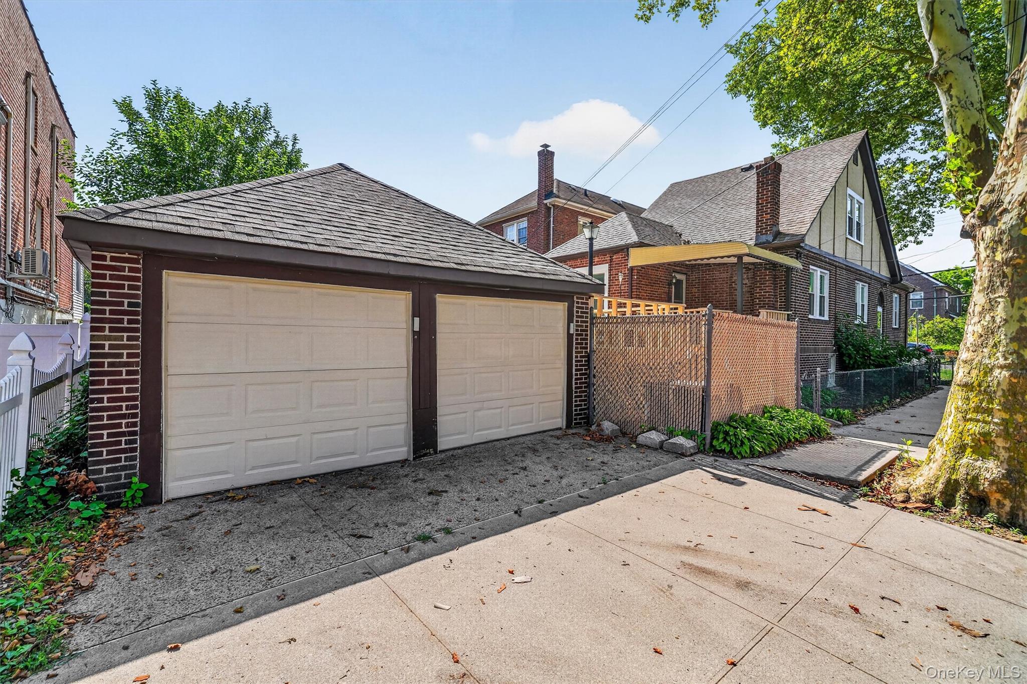 Single Family Morgan Avenue  Bronx, NY 10469, MLS-1037243-3