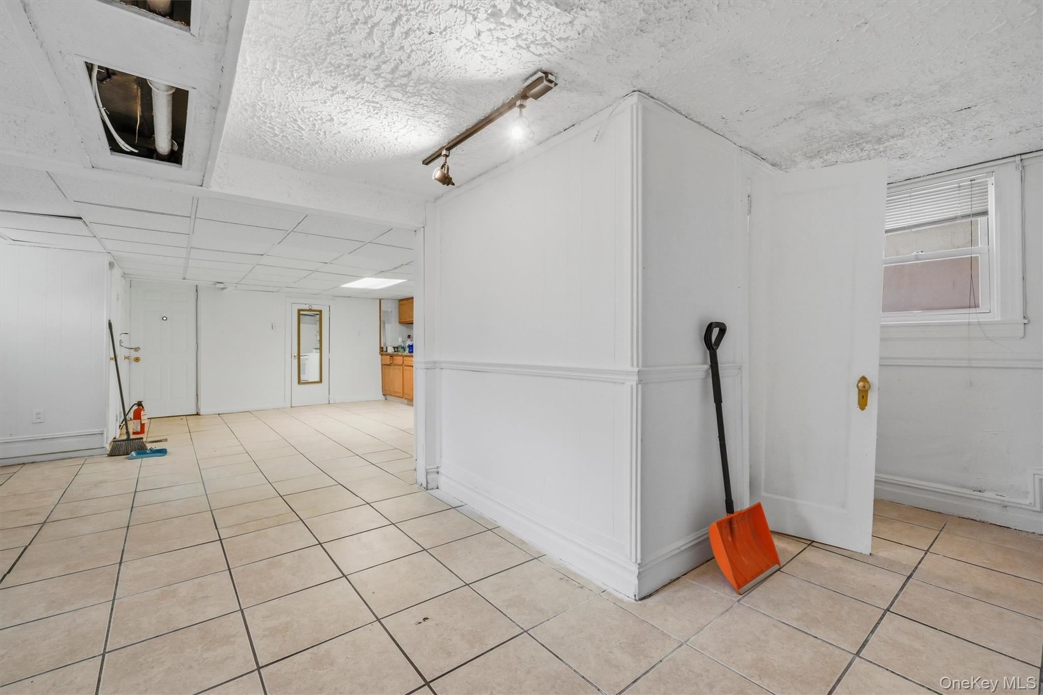 Single Family Morgan Avenue  Bronx, NY 10469, MLS-1037243-33