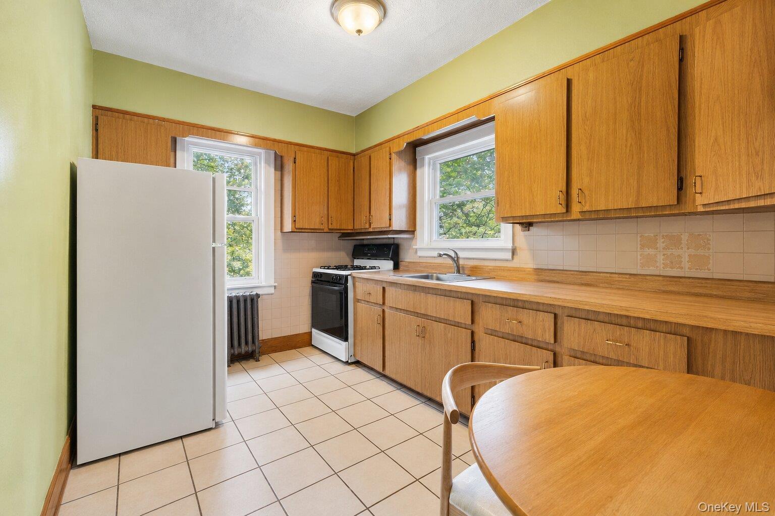 Single Family 180th Street  Queens, NY 11432, MLS-1037250-17