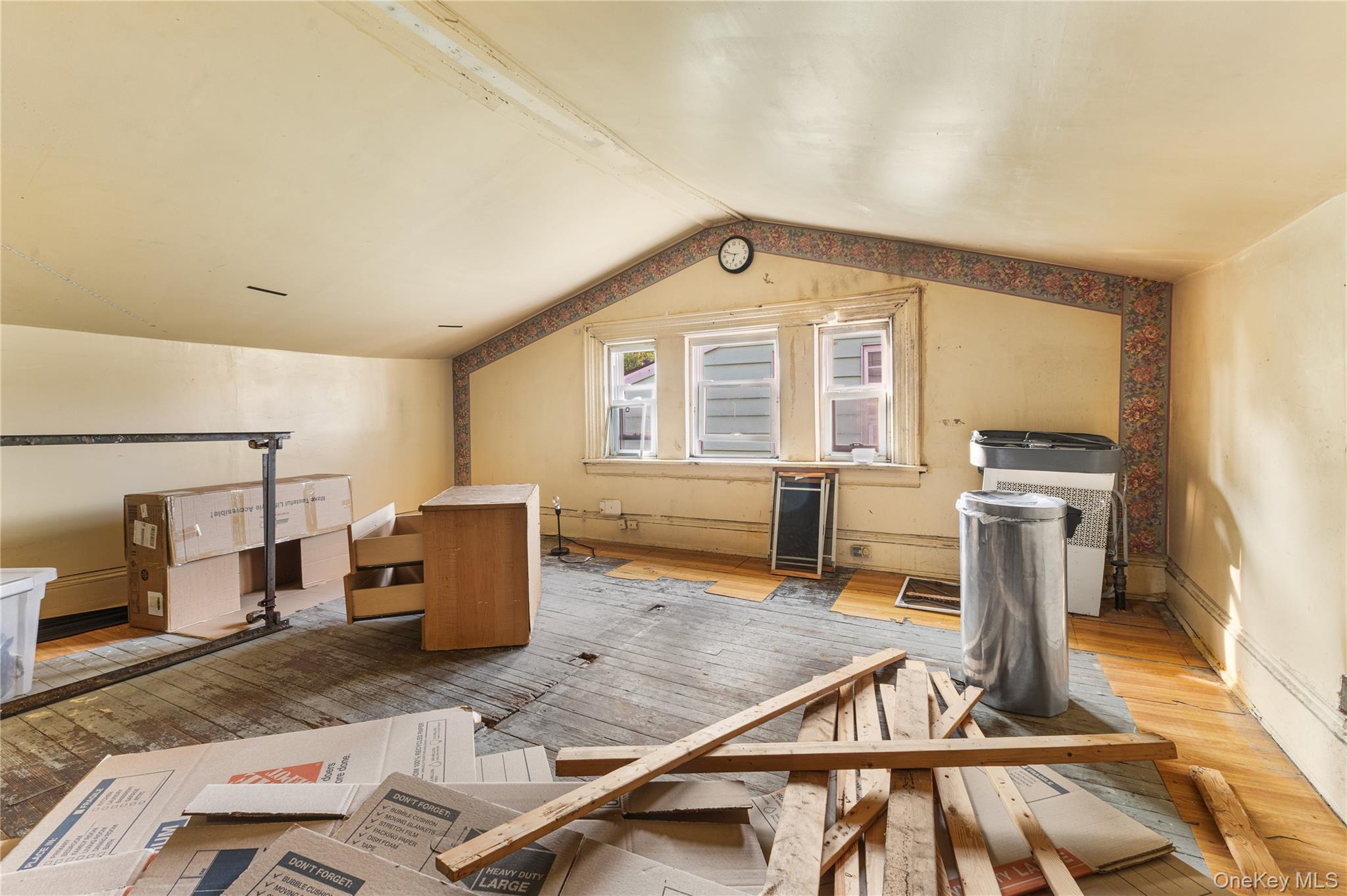 Single Family 180th Street  Queens, NY 11432, MLS-1037250-22