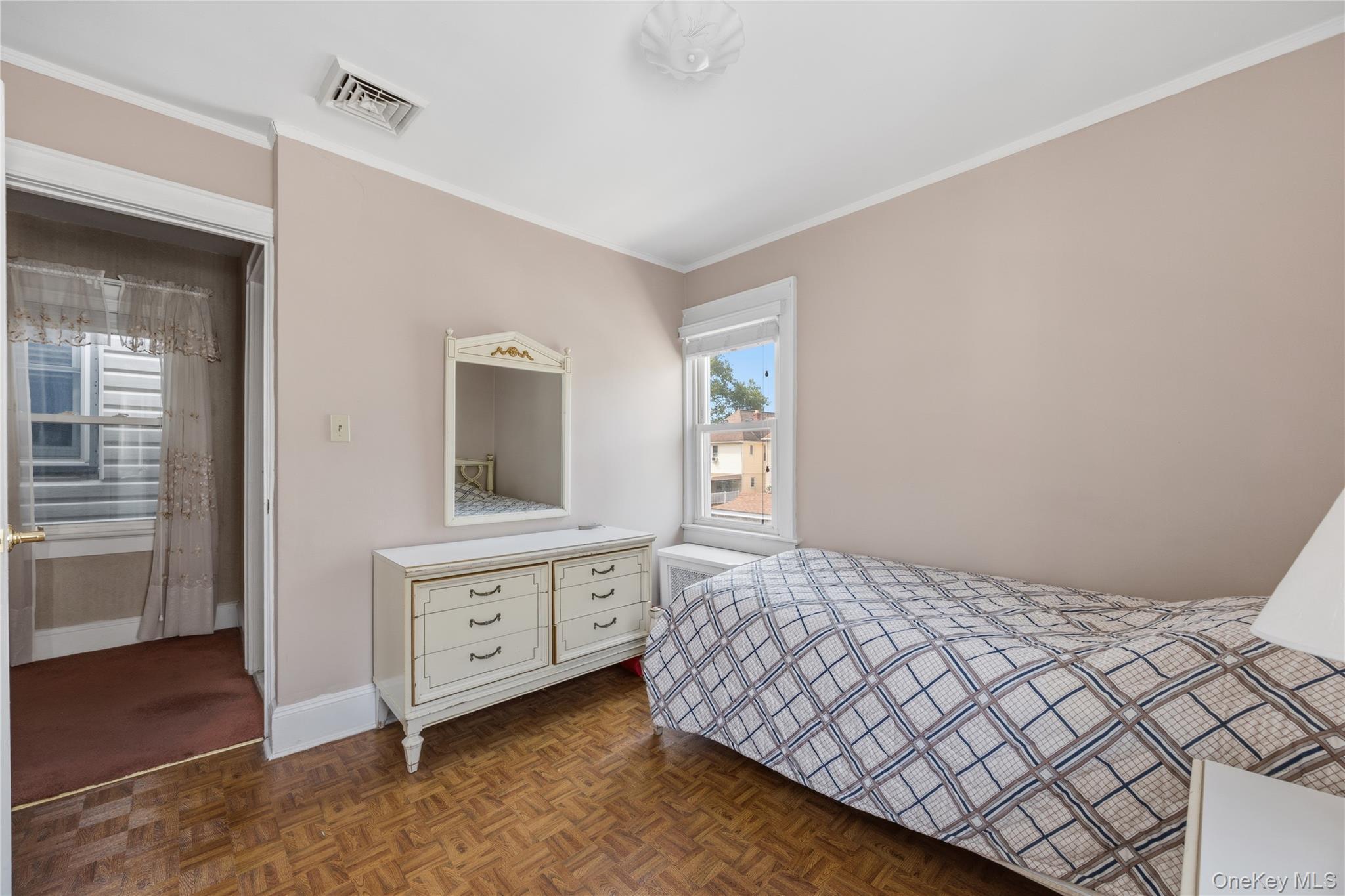 Single Family Lurting Avenue Bronx, NY 10461, MLS-1037251-19