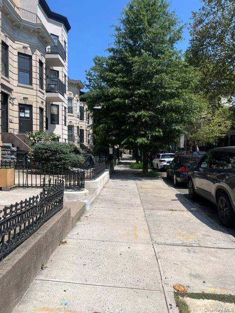 Single Family Jefferson Avenue Brooklyn, NY 11237, MLS-1037265-16
