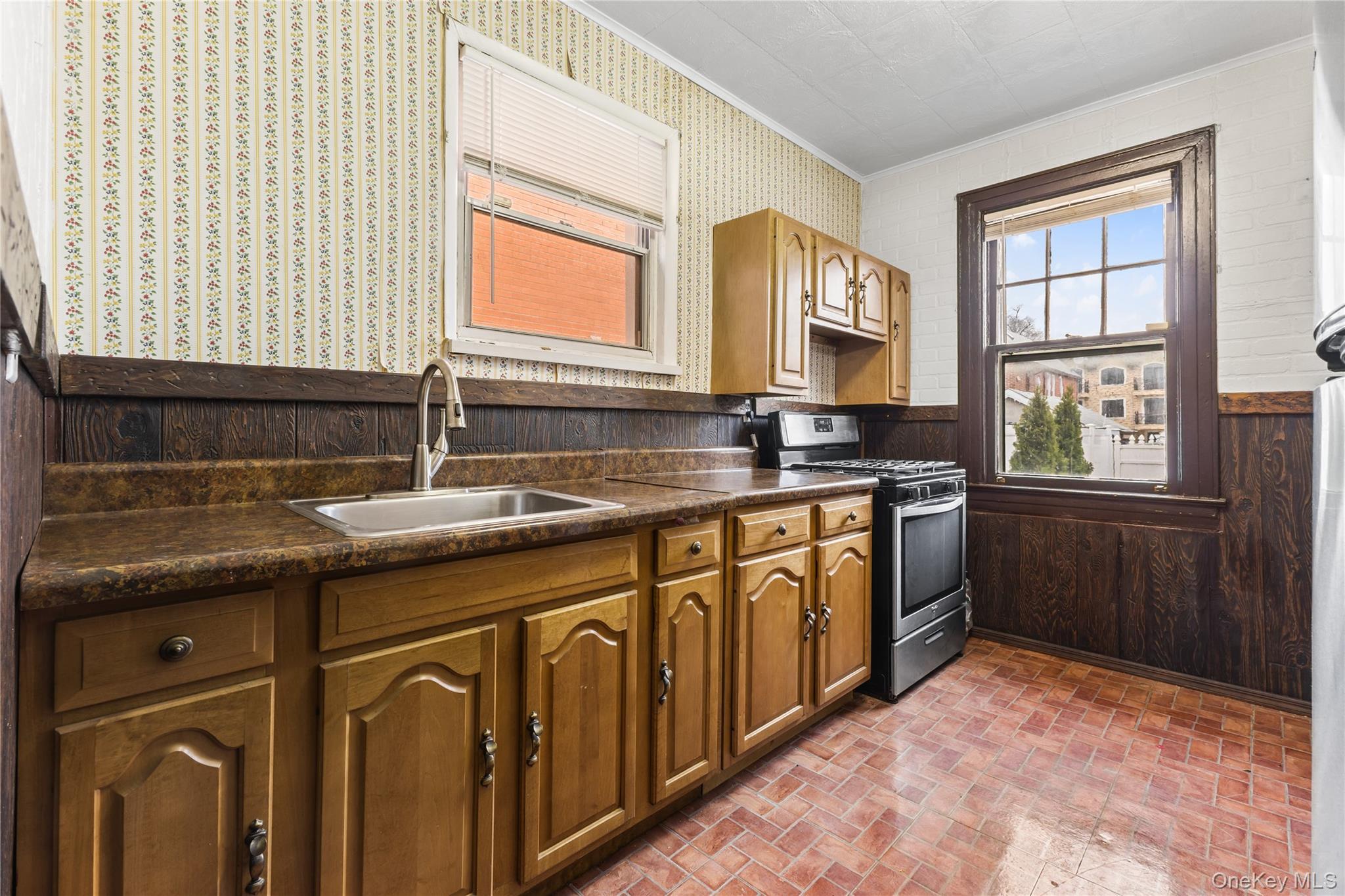 Single Family 165th Street Queens, NY 11365, MLS-1037270-10