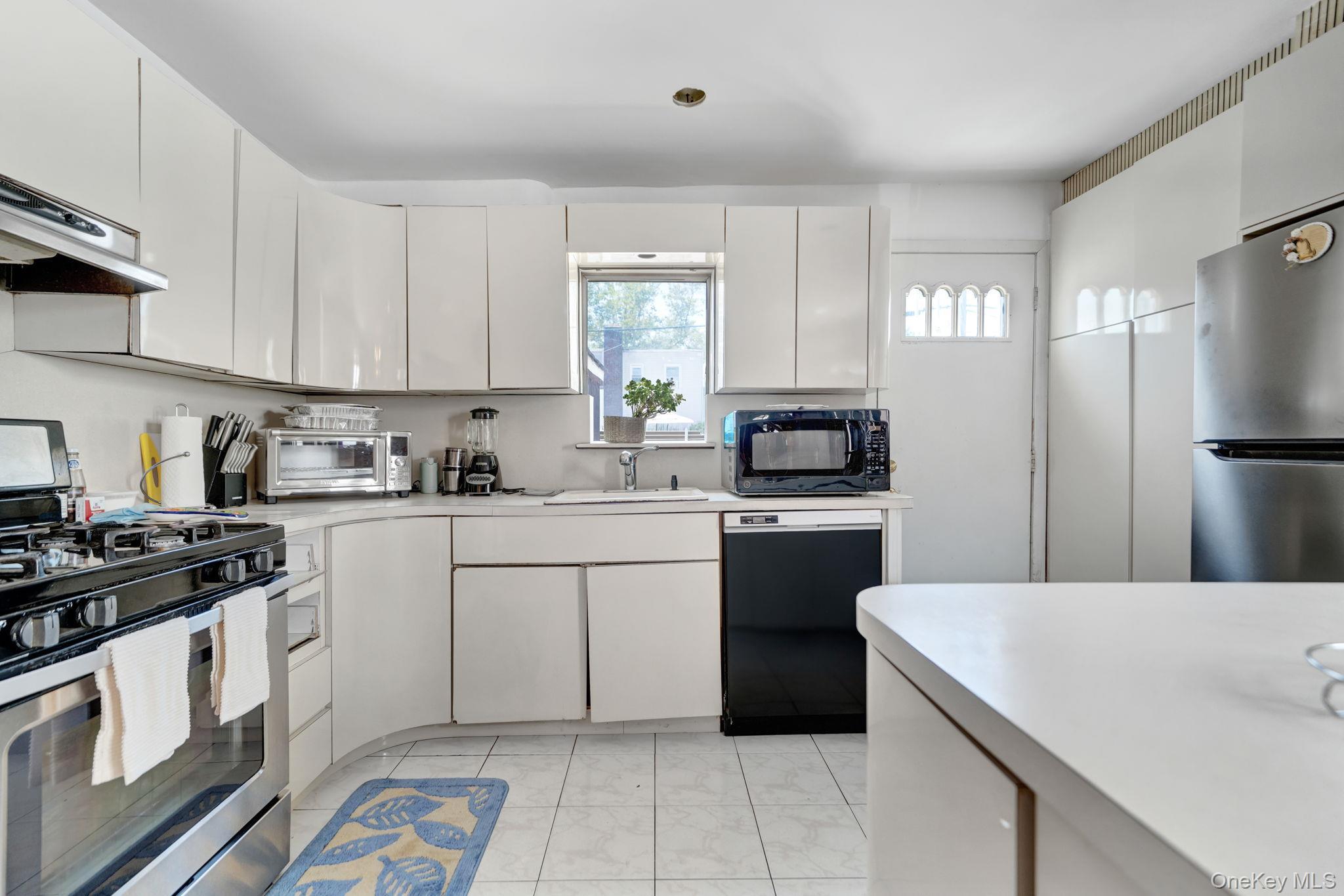 Single Family E 36th Street  Brooklyn, NY 11234, MLS-1037335-11