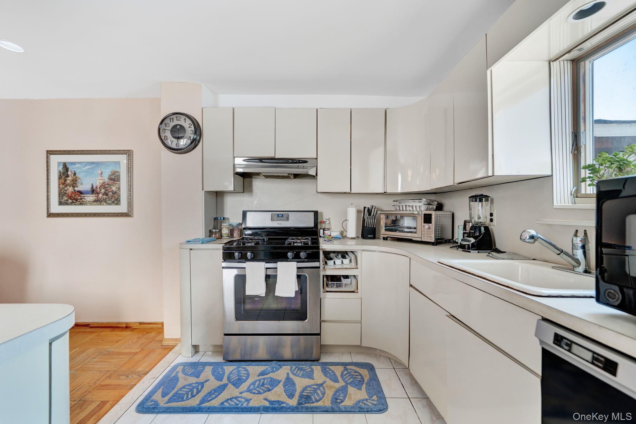 Single Family E 36th Street  Brooklyn, NY 11234, MLS-1037335-13