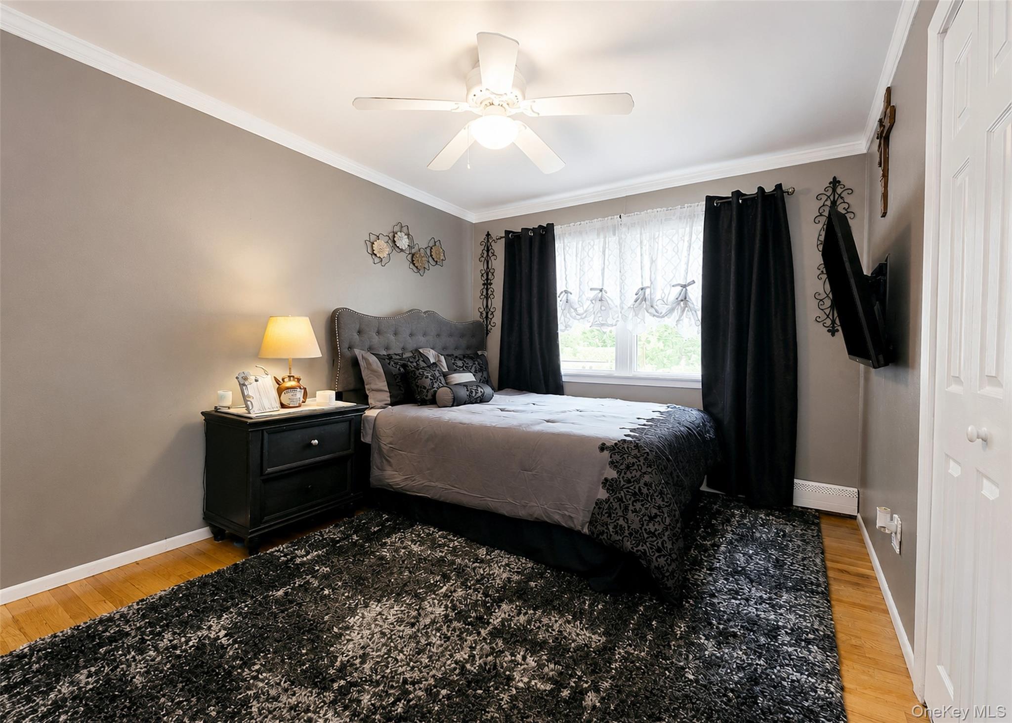 Single Family Avenue B Suffolk County, NY 11741, MLS-1037343-14