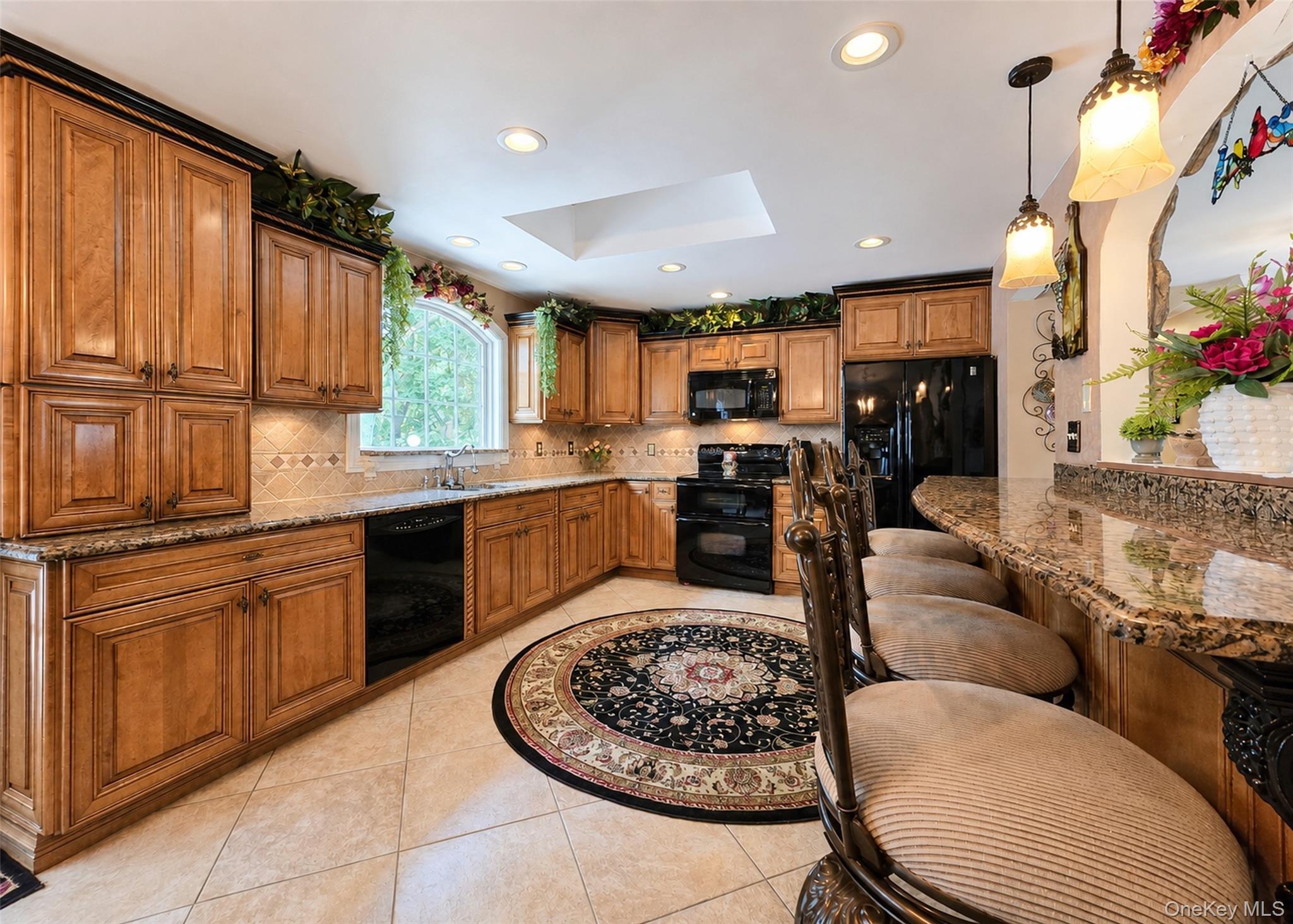 Single Family Avenue B Suffolk County, NY 11741, MLS-1037343-5