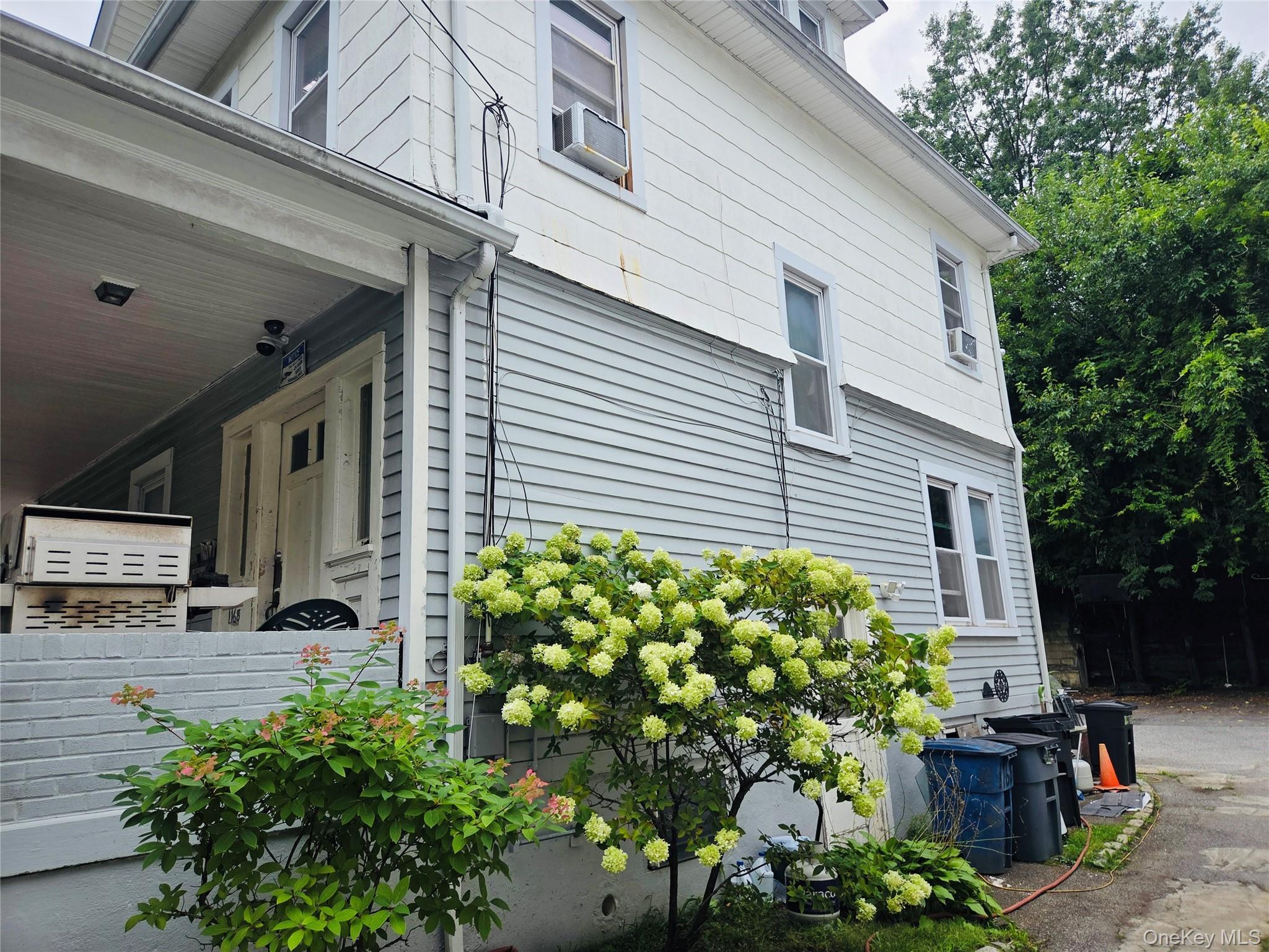 Single Family Port Washington Boulevard Nassau County, NY 11050, MLS-1037358-5