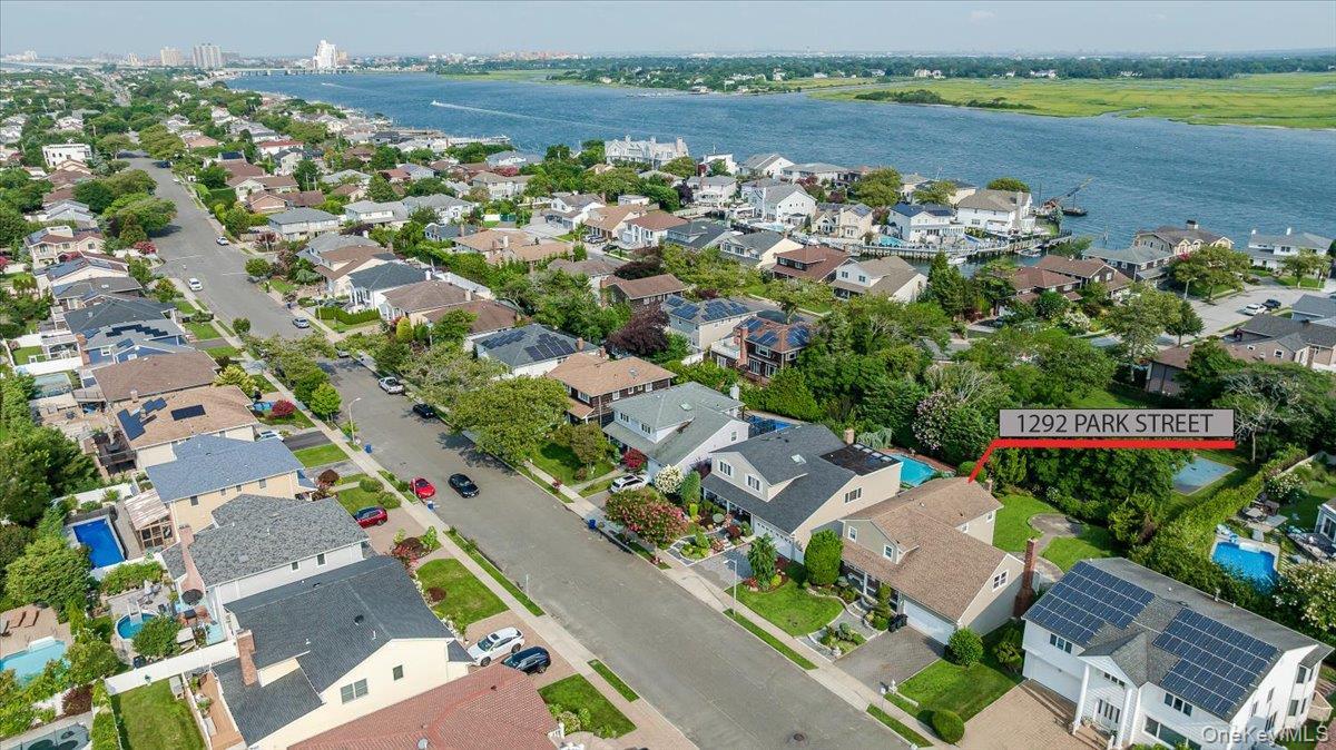 Single Family Park Street Nassau County, NY 11509, MLS-1037359-11