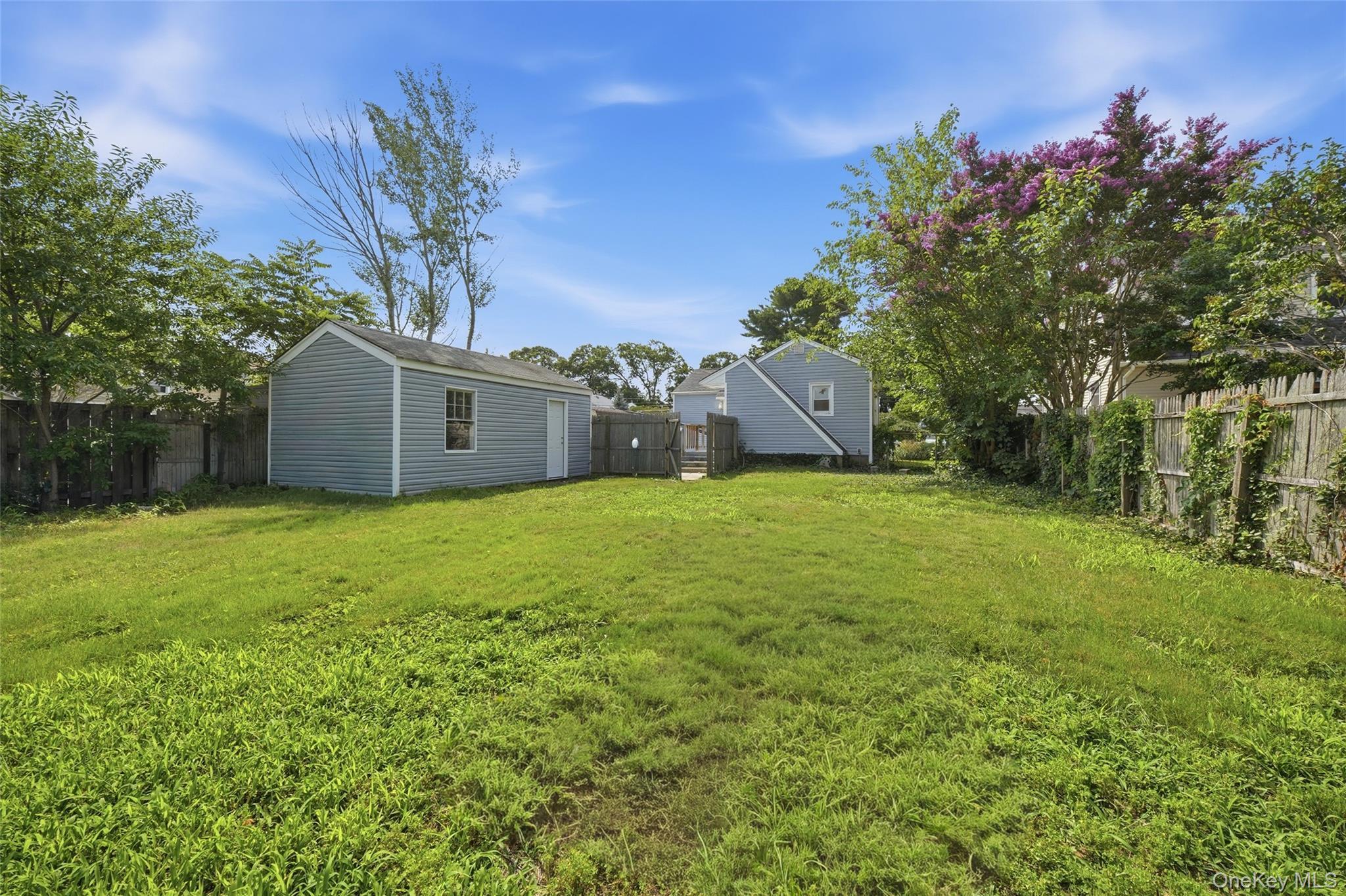 Single Family Independence Avenue  Suffolk County, NY 11702, MLS-1037366-24