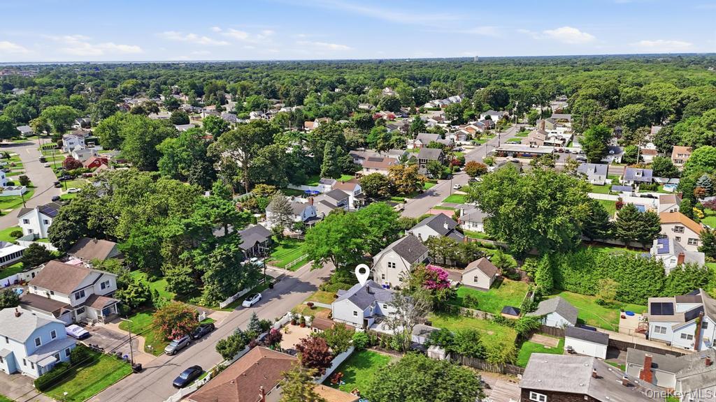Single Family Independence Avenue  Suffolk County, NY 11702, MLS-1037366-30