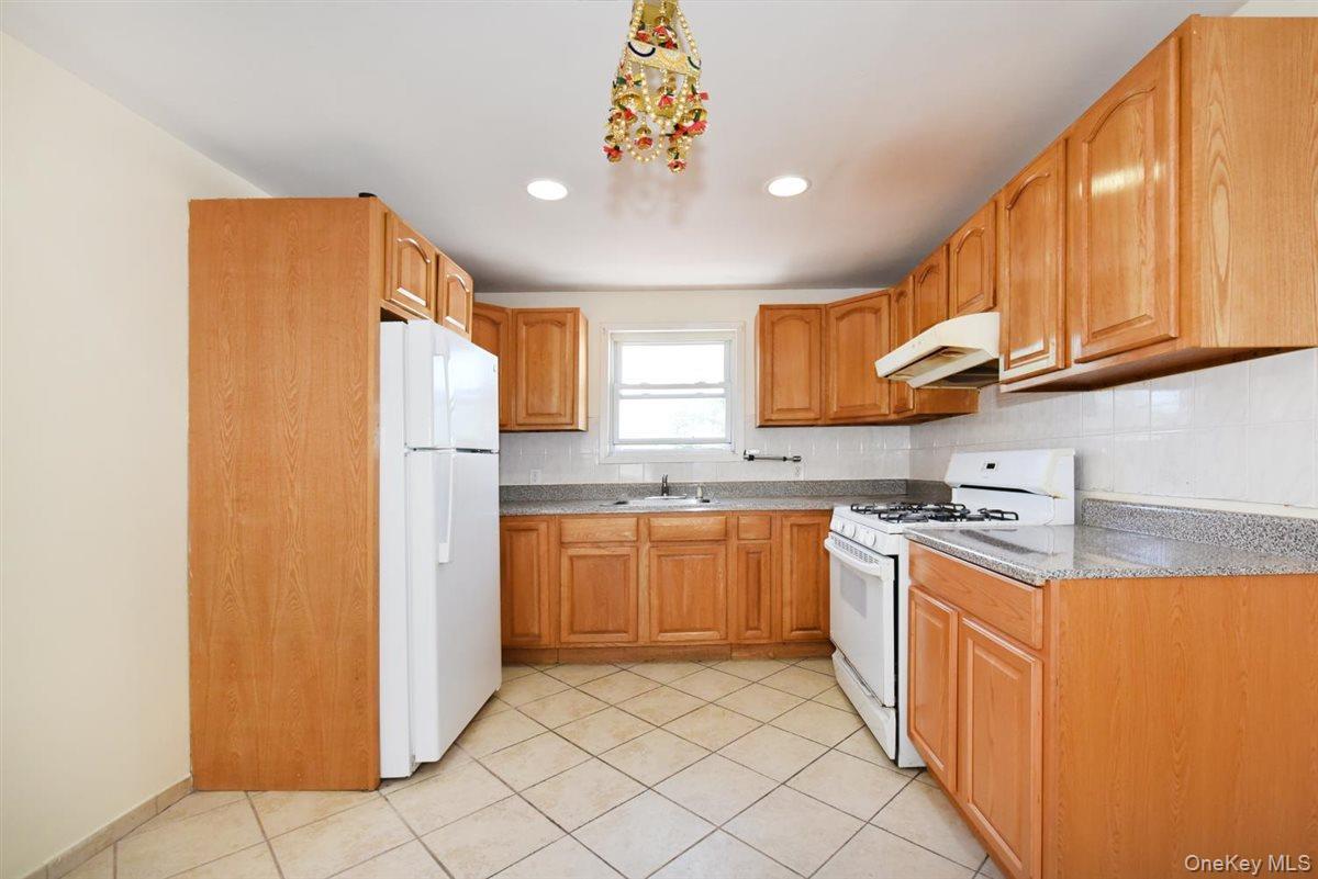 Single Family Winchester Boulevard Queens, NY 11427, MLS-1037371-18