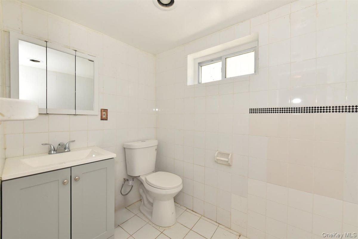 Single Family Winchester Boulevard Queens, NY 11427, MLS-1037371-29