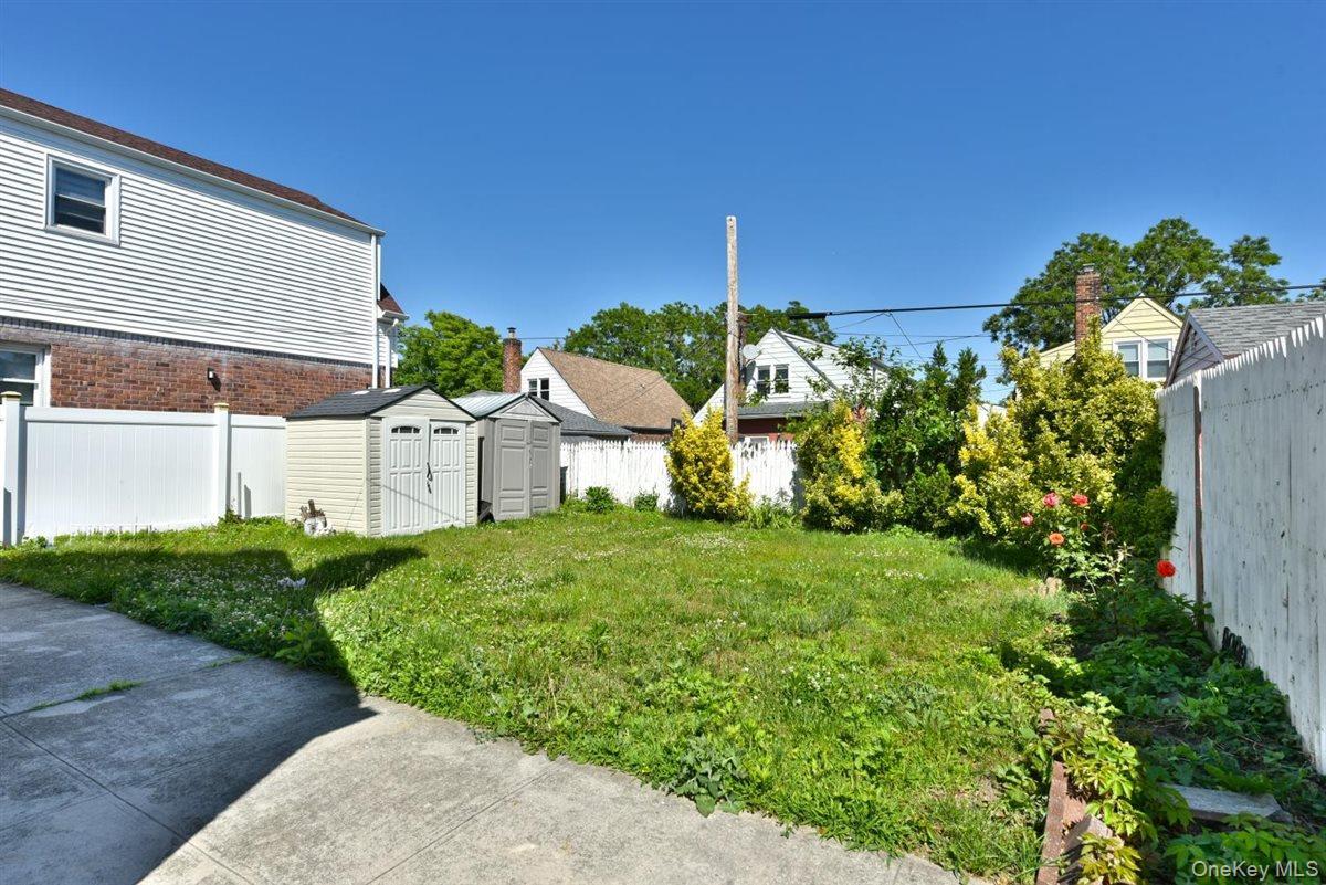 Single Family Winchester Boulevard Queens, NY 11427, MLS-1037371-32