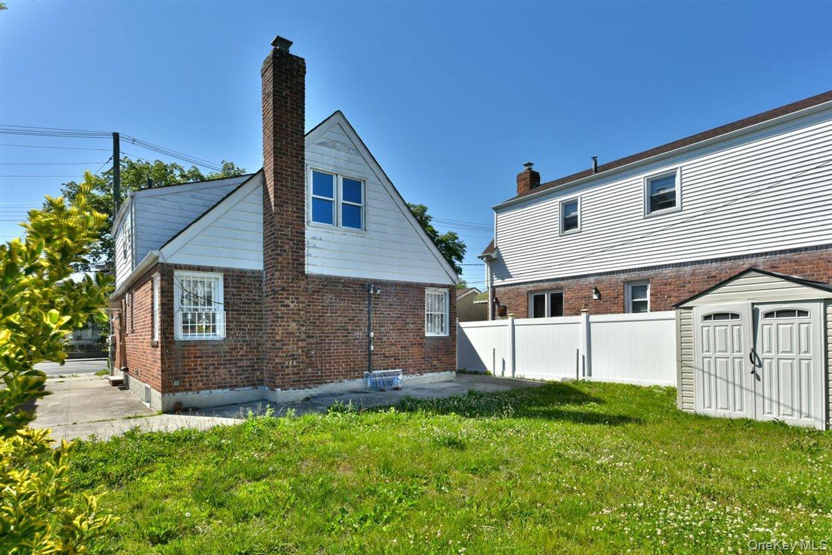 Single Family Winchester Boulevard Queens, NY 11427, MLS-1037371-34