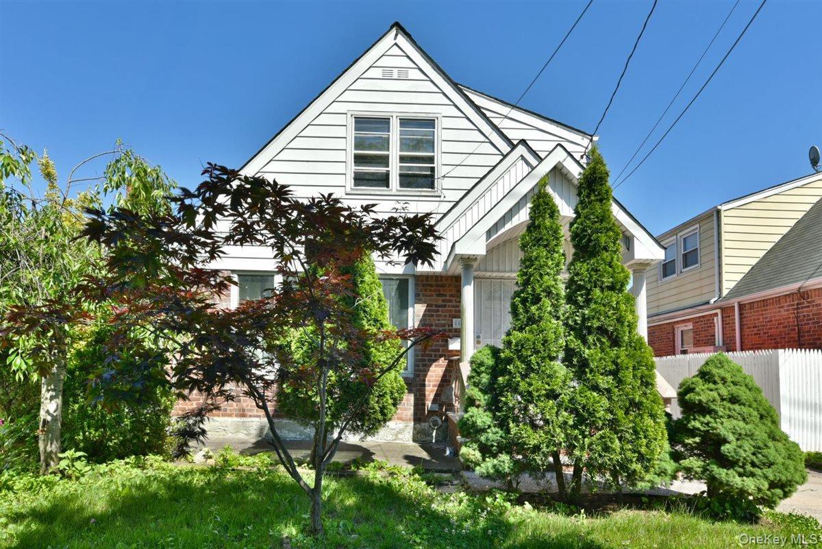 Single Family Winchester Boulevard Queens, NY 11427, MLS-1037371-36