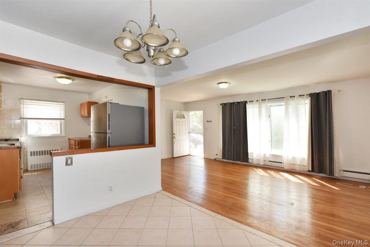 Single Family Winchester Boulevard Queens, NY 11427, MLS-1037371-4