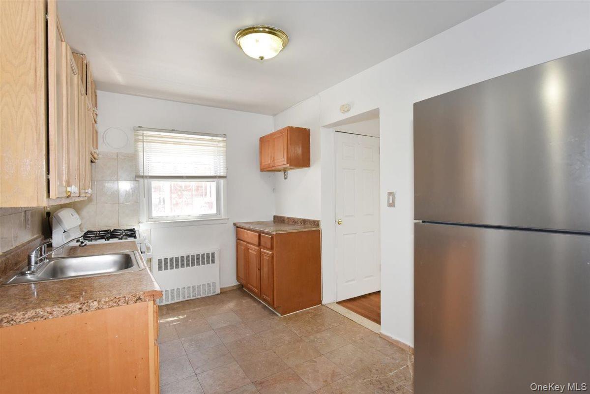 Single Family Winchester Boulevard Queens, NY 11427, MLS-1037371-6