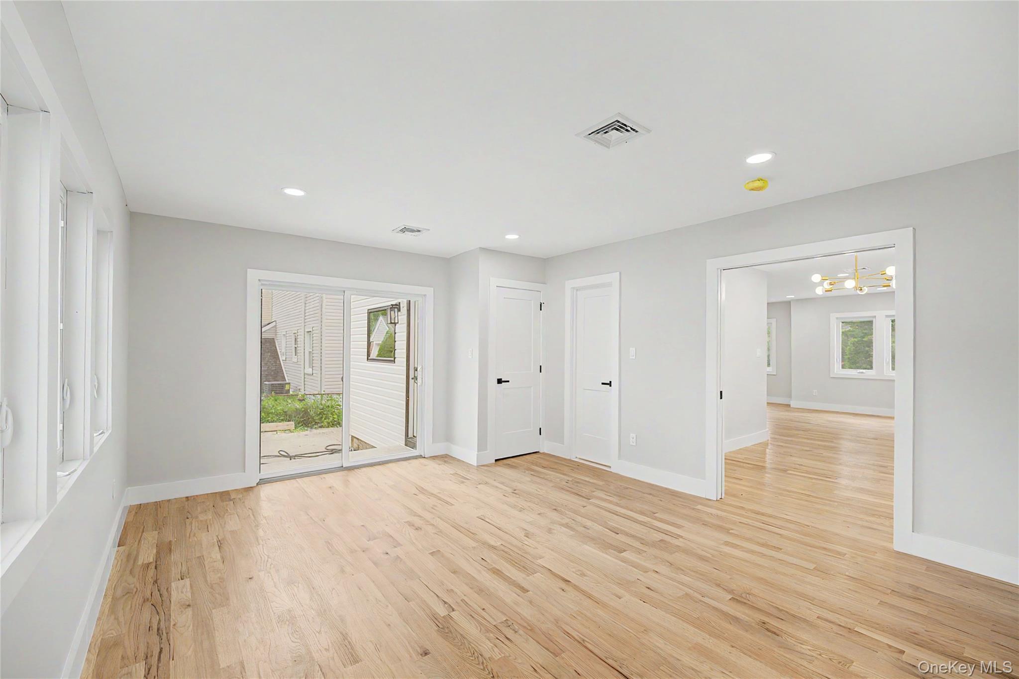 Single Family Moore Street Nassau County, NY 11040, MLS-1037390-17