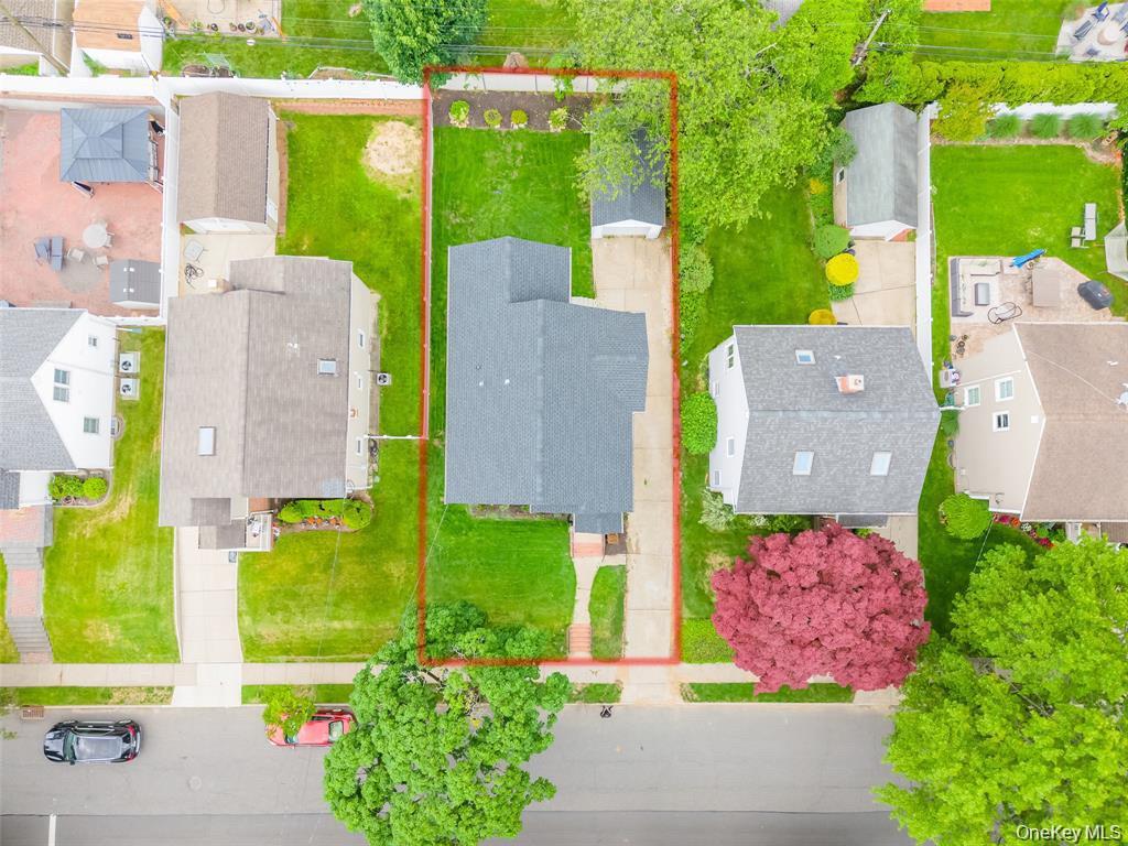 Single Family Moore Street Nassau County, NY 11040, MLS-1037390-34