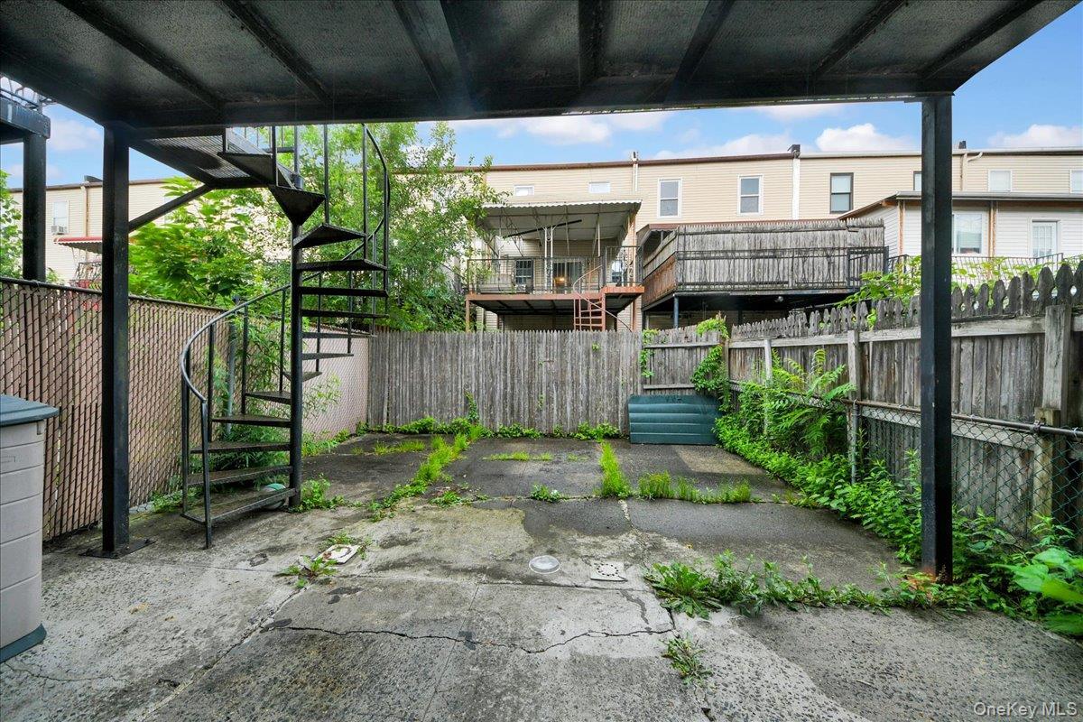 Single Family Cicero Avenue Bronx, NY 10473, MLS-1037430-26