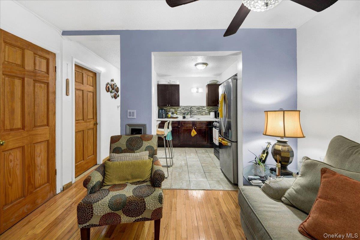 Single Family Cicero Avenue Bronx, NY 10473, MLS-1037430-32