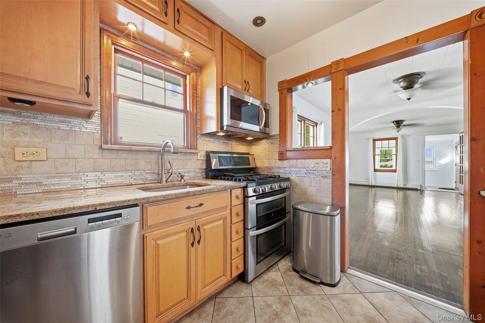 Single Family Martha Street  Nassau County, NY 11520, MLS-1037432-8