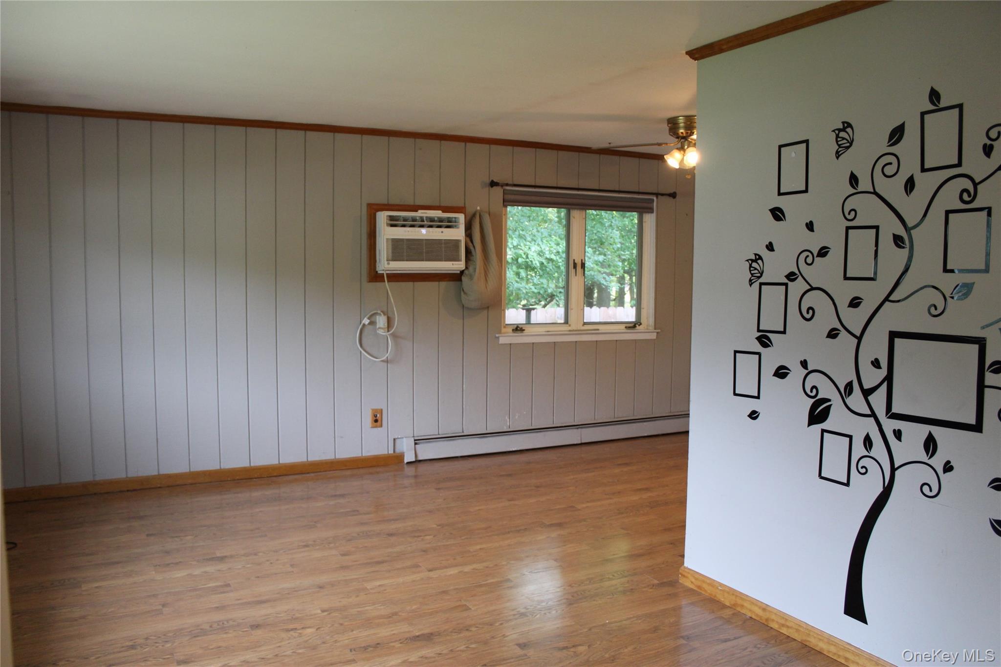 Single Family Lombardy Drive Suffolk County, NY 11967, MLS-1037450-2
