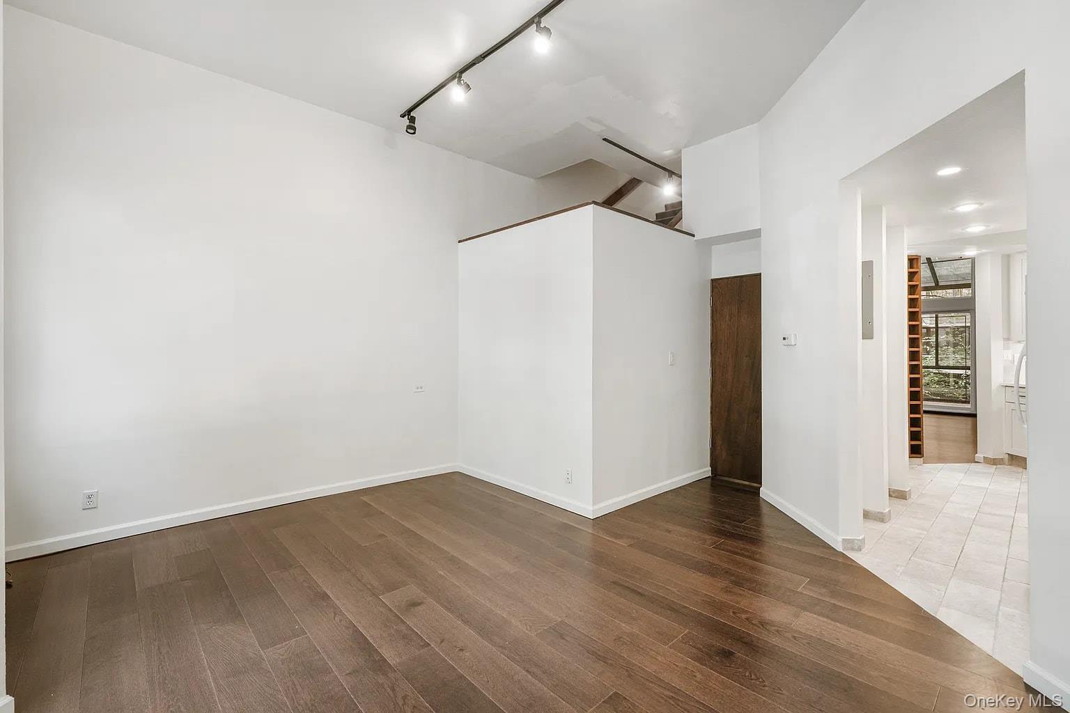 Apartment E 50th St Manhattan, NY 10022, MLS-1037455-12