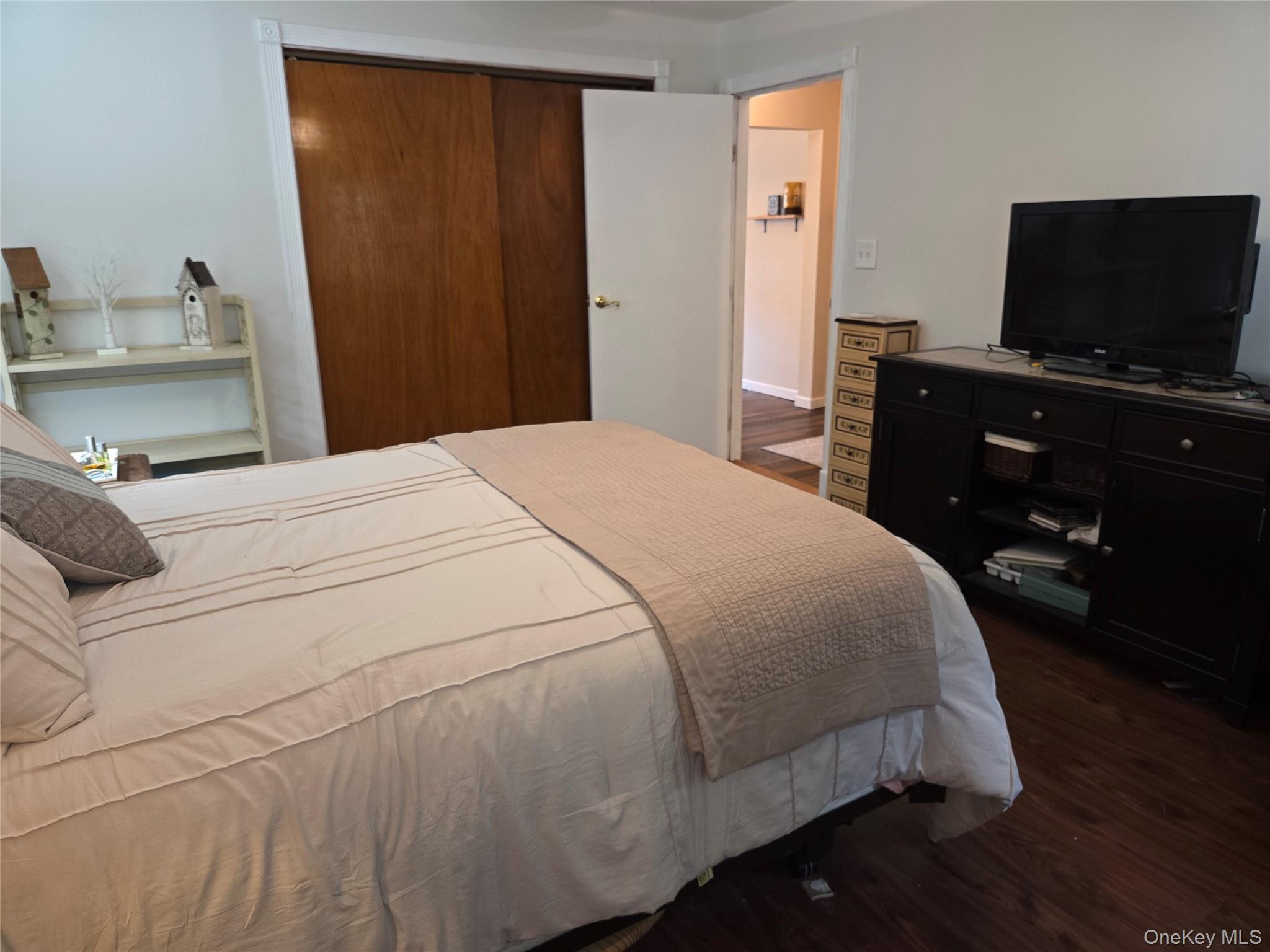 Single Family Elmwood Avenue Suffolk County, NY 11784, MLS-1037464-25