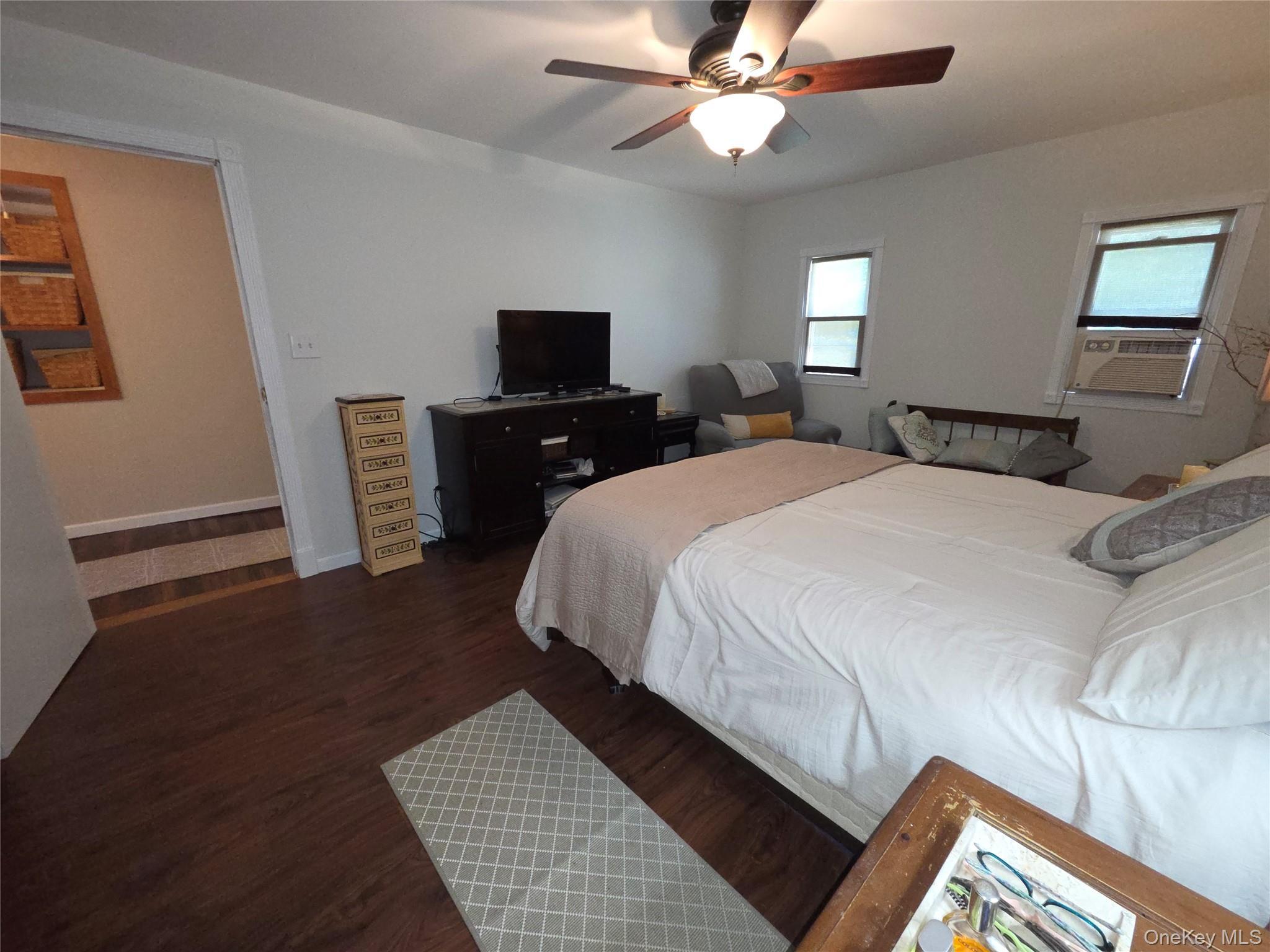 Single Family Elmwood Avenue Suffolk County, NY 11784, MLS-1037464-26