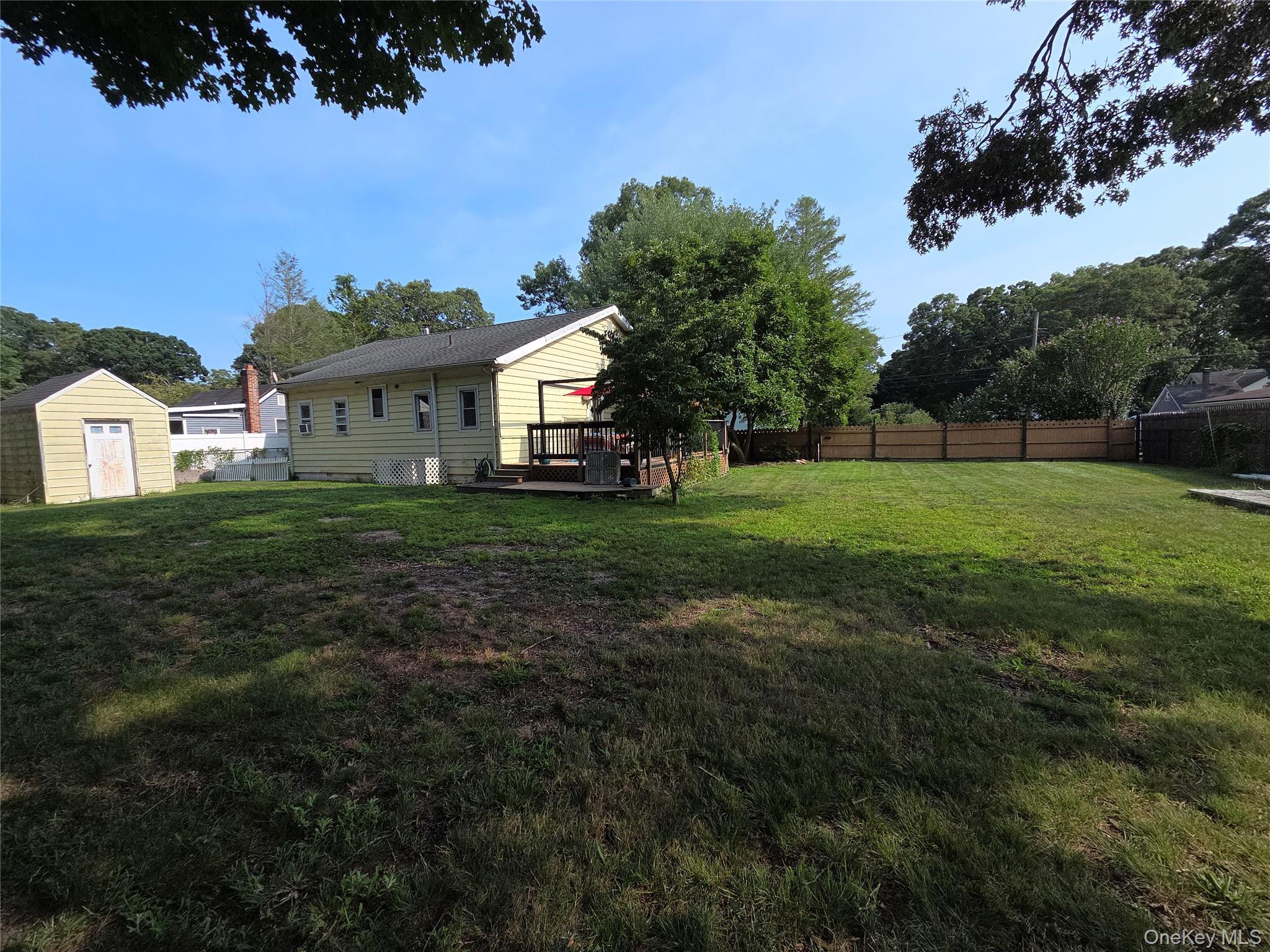 Single Family Elmwood Avenue Suffolk County, NY 11784, MLS-1037464-37