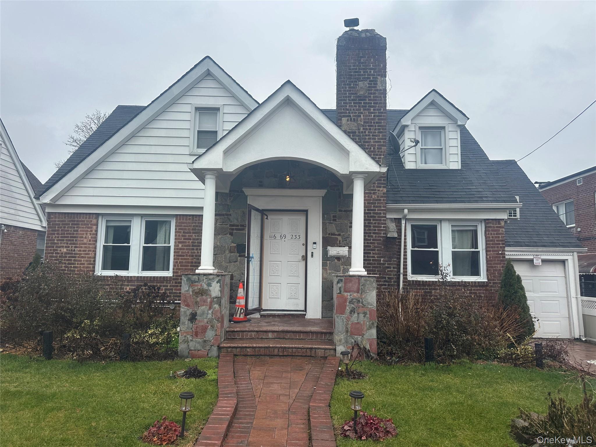 Single Family 233rd Street  Queens, NY 11411, MLS-1037485-2
