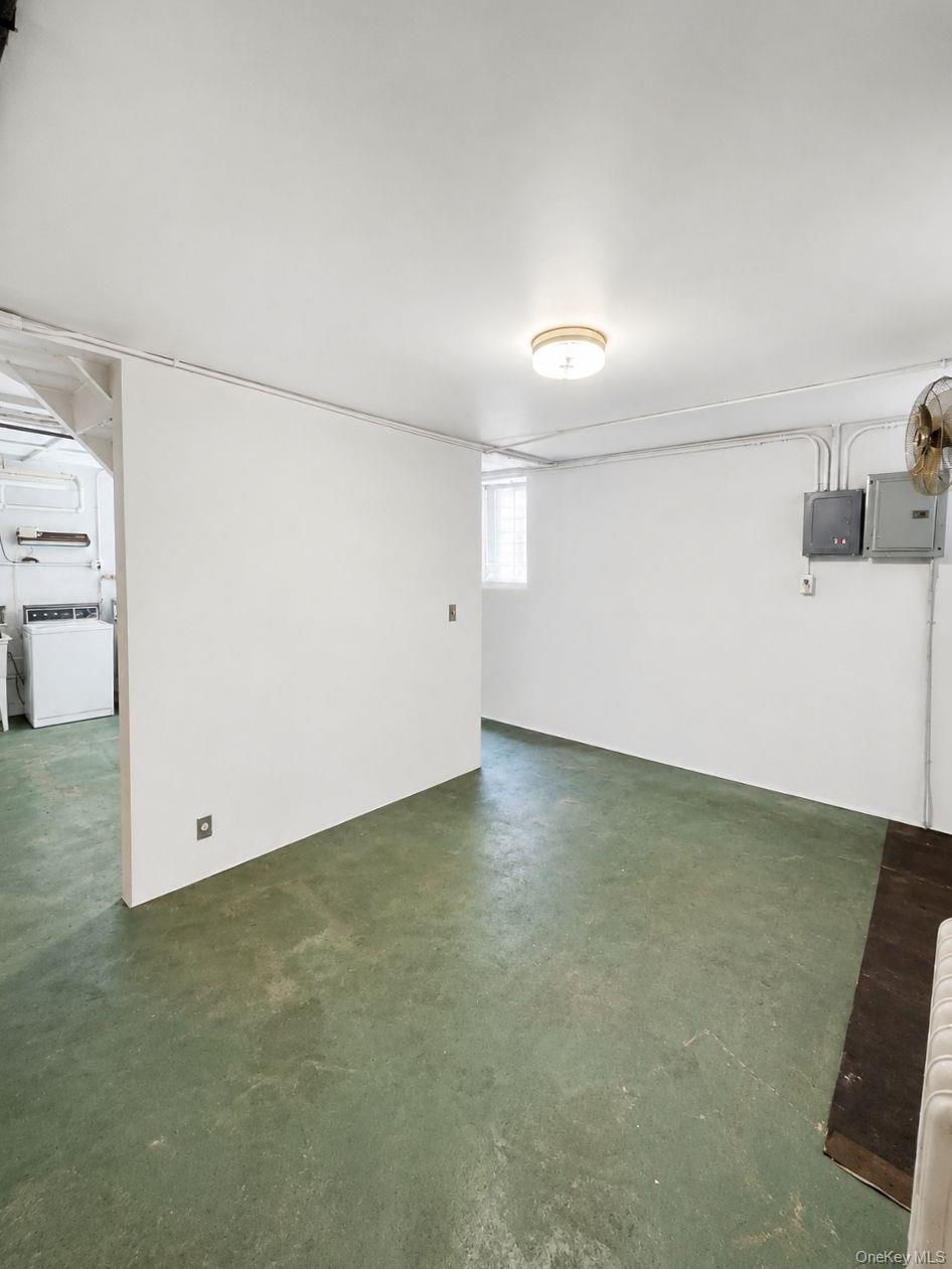 Single Family 41st Street  Queens, NY 11105, MLS-1037487-16