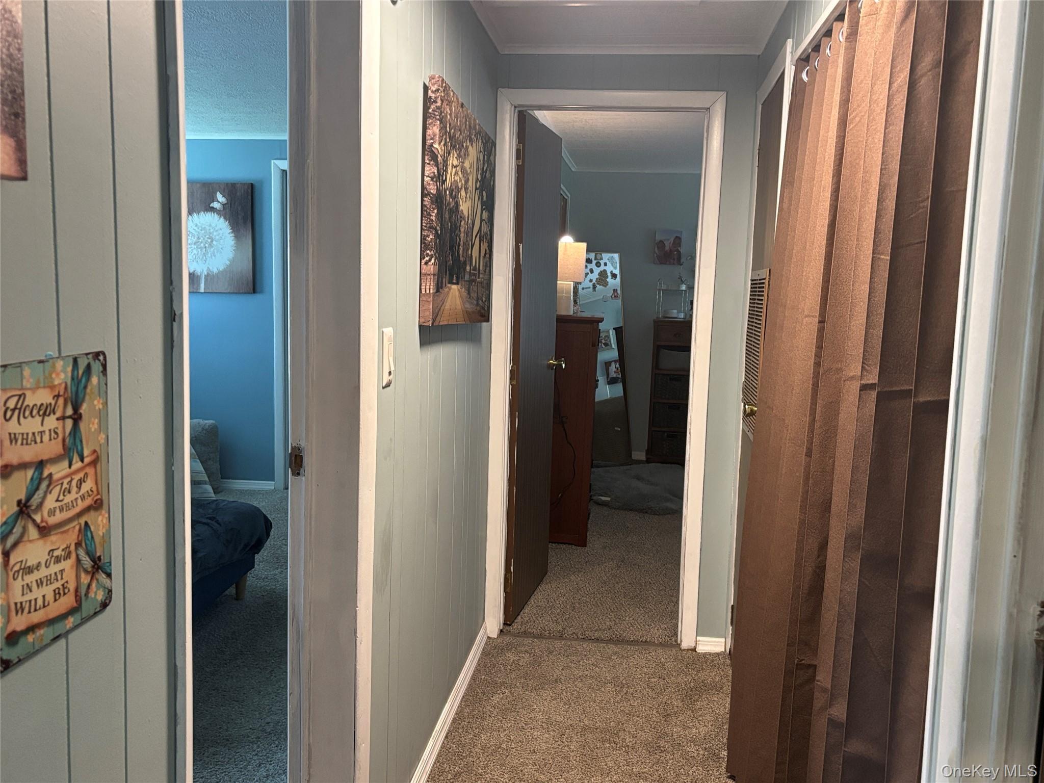 Single Family Old Country Road Suffolk County, NY 11901, MLS-1037492-26