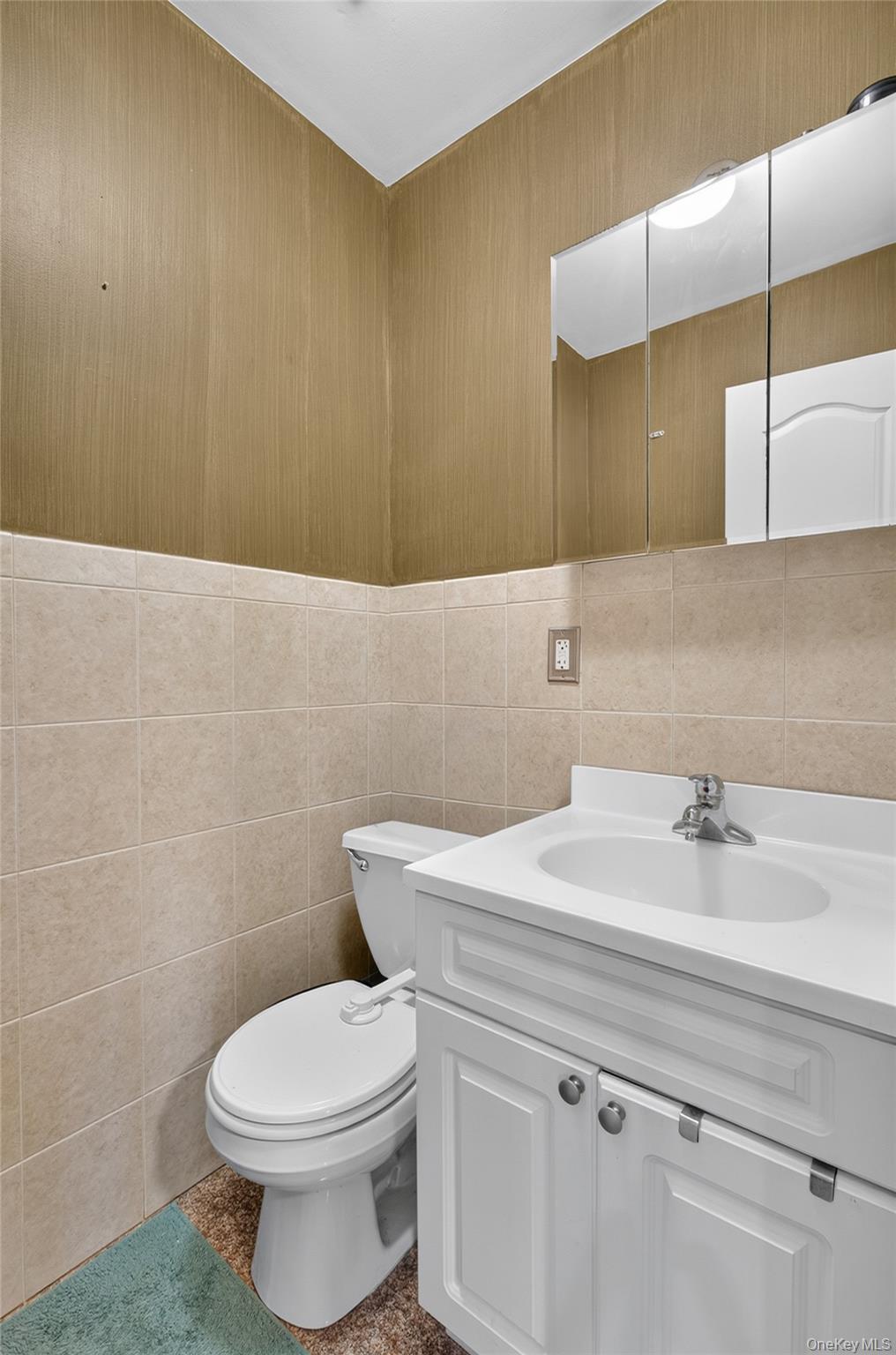 Single Family Grand Avenue  Queens, NY 11378, MLS-1037493-8