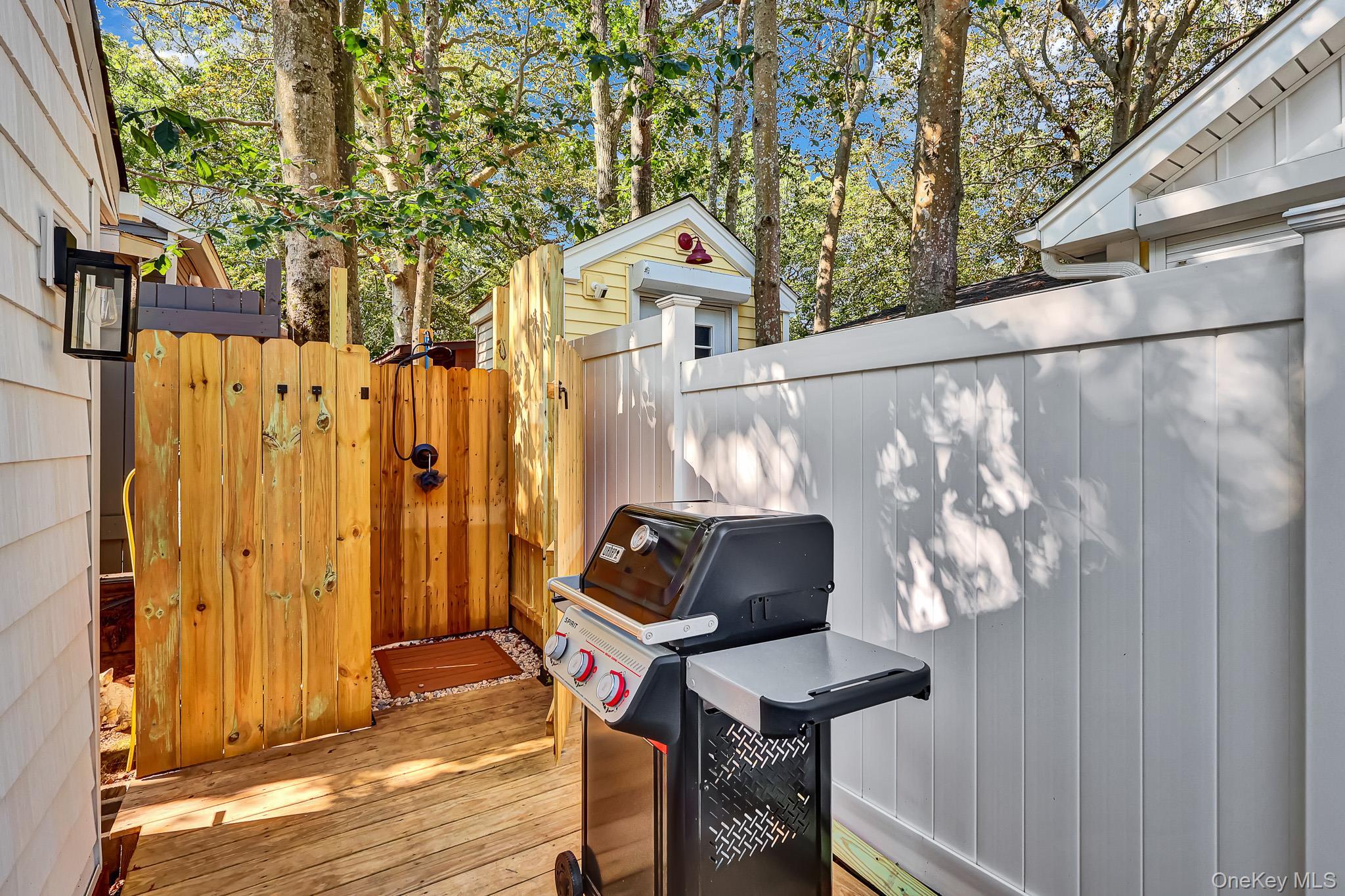 Single Family Cottage Road Suffolk County, NY 11933, MLS-1037498-23