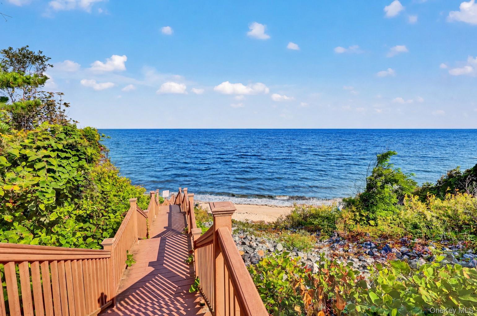 Single Family Cottage Road Suffolk County, NY 11933, MLS-1037498-33