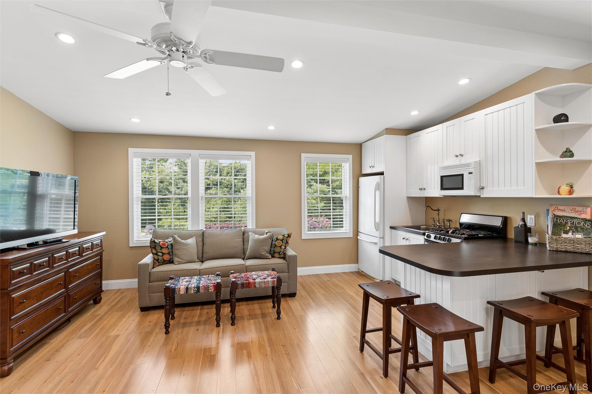 Single Family Meadows W Suffolk County, NY 11932, MLS-1037500-41