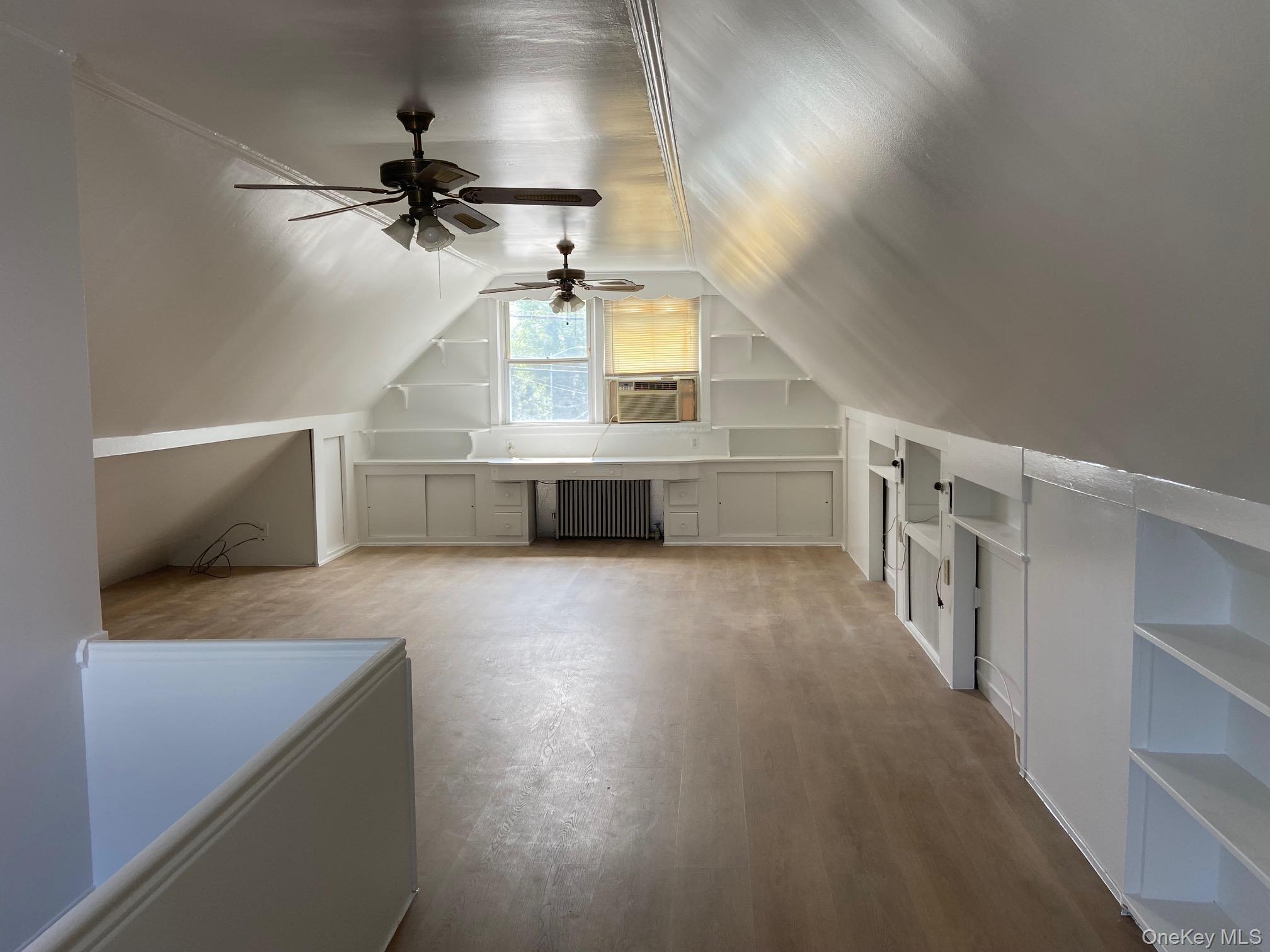 Single Family 86th Avenue Queens, NY 11426, MLS-1037513-10