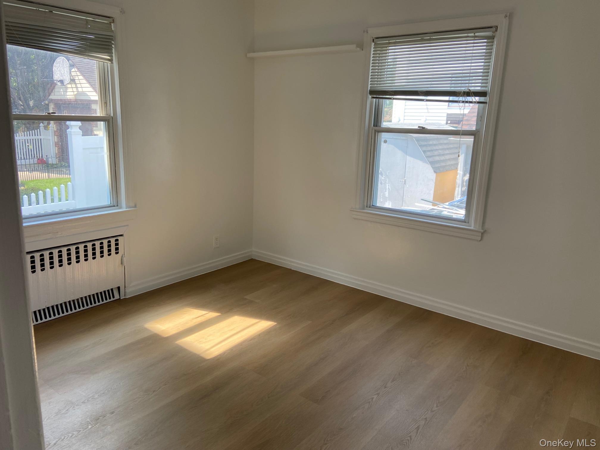 Single Family 86th Avenue Queens, NY 11426, MLS-1037513-6