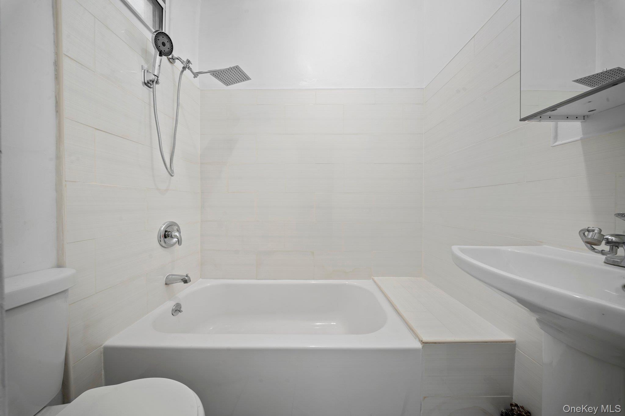 Single Family Hancock Street Brooklyn, NY 11221, MLS-1037518-23