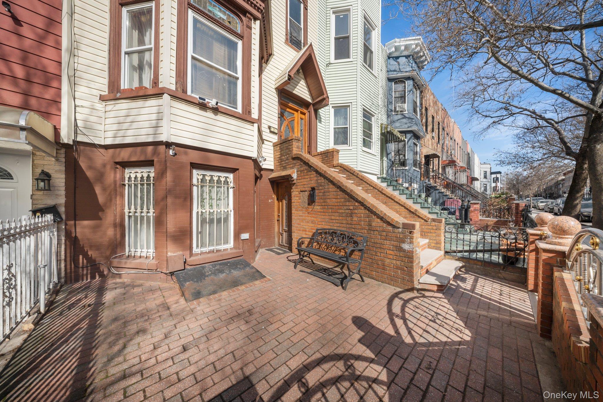 Single Family Hancock Street Brooklyn, NY 11221, MLS-1037518-24