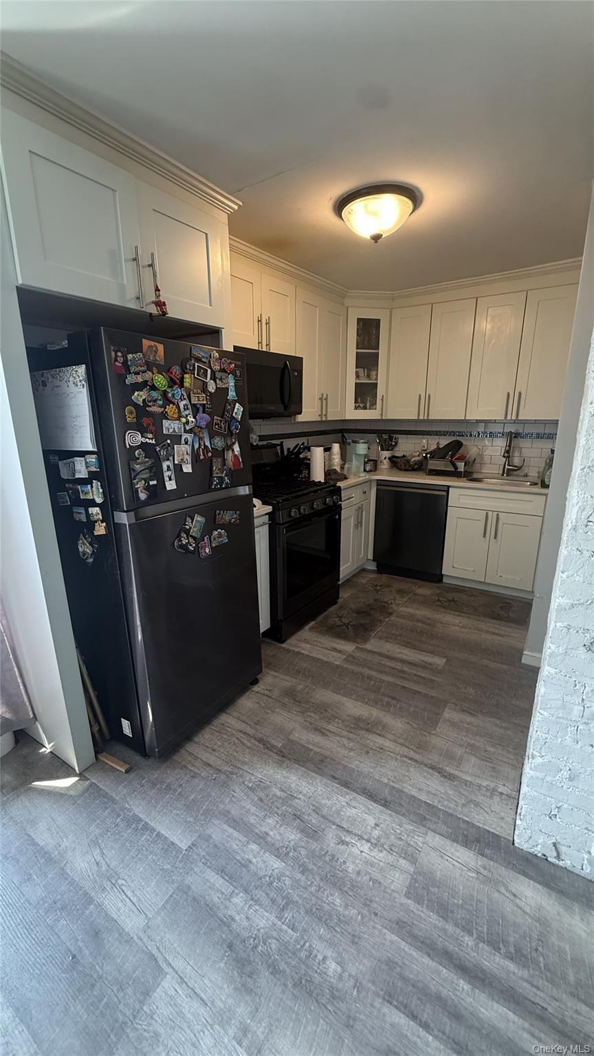 Single Family W 14th Road Queens, NY 11693, MLS-1037527-3
