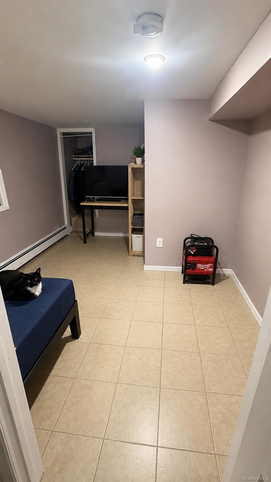 Single Family W 14th Road Queens, NY 11693, MLS-1037527-9