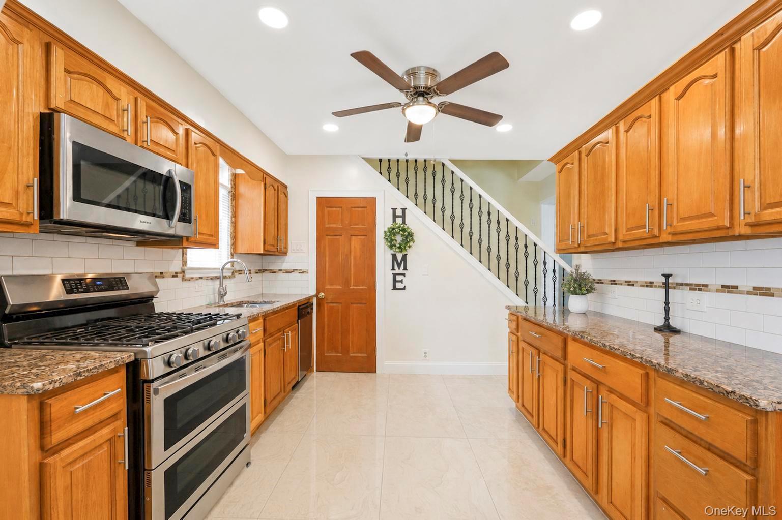 Single Family 224th Street  Queens, NY 11411, MLS-1037528-4