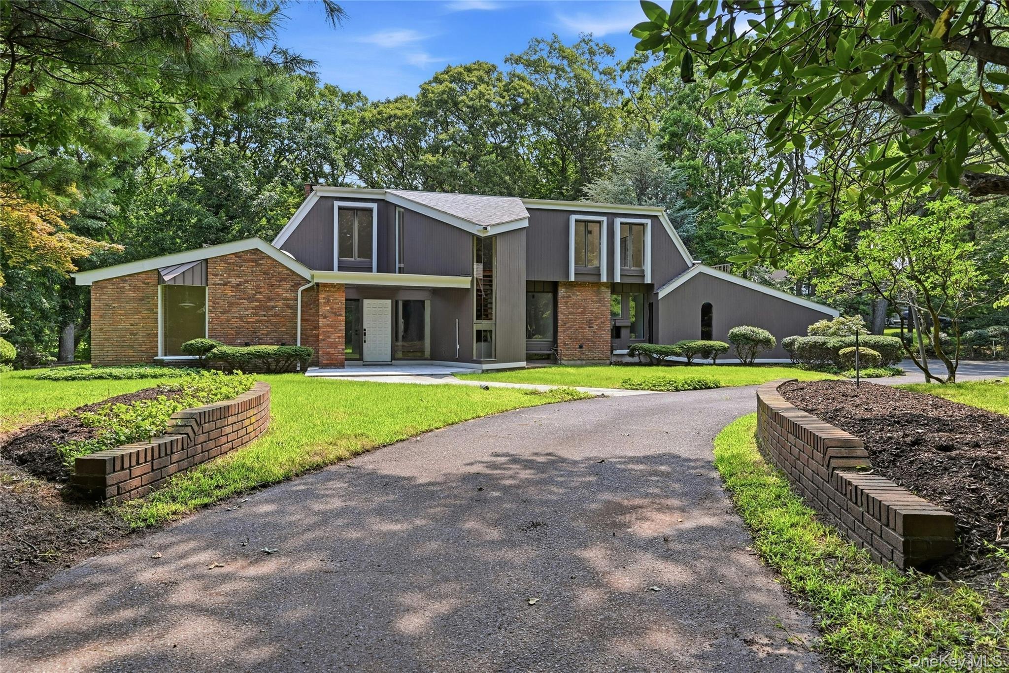 Single Family Lost Meadow Suffolk County, NY 11777, MLS-1037541-2